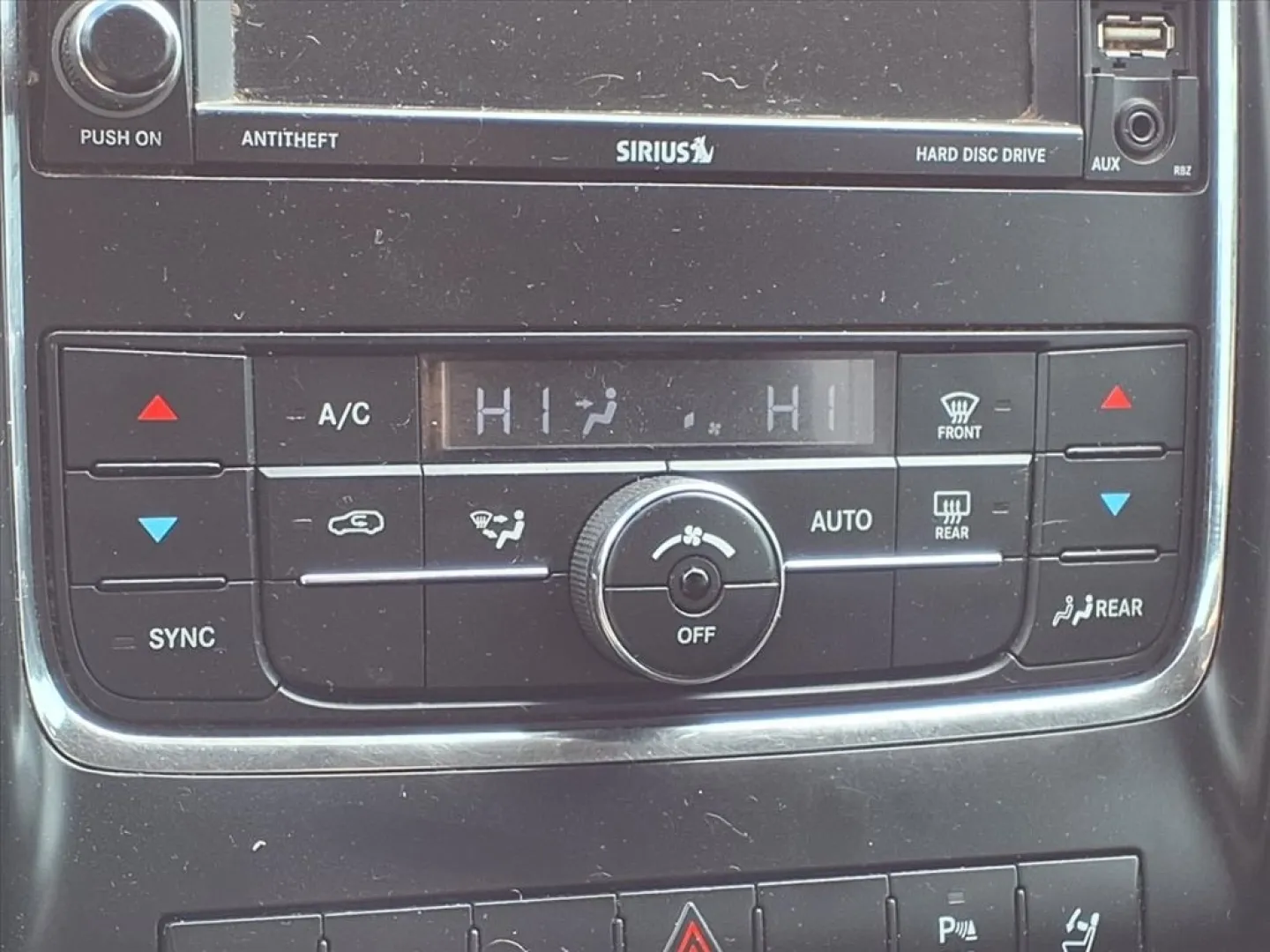 2013 Brilliant Black Crystal Pearl Coat Dodge Durango SXT AWD (1C4RDJAG1DC) with an Other engine, located at 1401 N. Hobart, Pampa, TX, 79065, (806) 665-9872, 35.549953, -100.975098 - **Start Your Next Adventure with the 2013 Dodge Durango SXT AWD** <br /> If you're a family on the go or someone who craves weekend adventures, the 2013 Dodge Durango SXT AWD is the perfect SUV to elevate your lifestyle. Whether you're navigating the bustling streets of Pampa, TX, or heading out fo - Photo#6