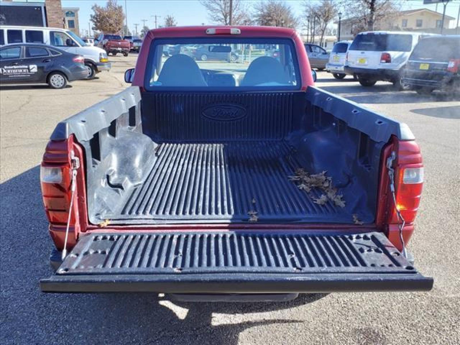 2001 Toreador Red Clearcoat Metallic Ford Ranger XLT (1FTYR10U91P) with an 3.0L V6 150hp 185ft. lbs. Fuel Injected engine, Automatic transmission, located at 1401 N. Hobart, Pampa, TX, 79065, (806) 665-9872, 35.549641, -100.971878 - Photo #4