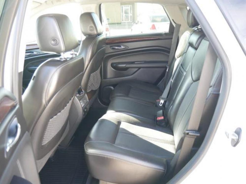 2013 Platinum Ice Tricoat Cadillac SRX Premium Collection (3GYFNJE30DS) with an 3.6 6 Cylinder Direct Injection engine, Automatic transmission, located at 1401 N. Hobart, Pampa, TX, 79065, (806) 665-9872, 35.549641, -100.971878 - Photo #11