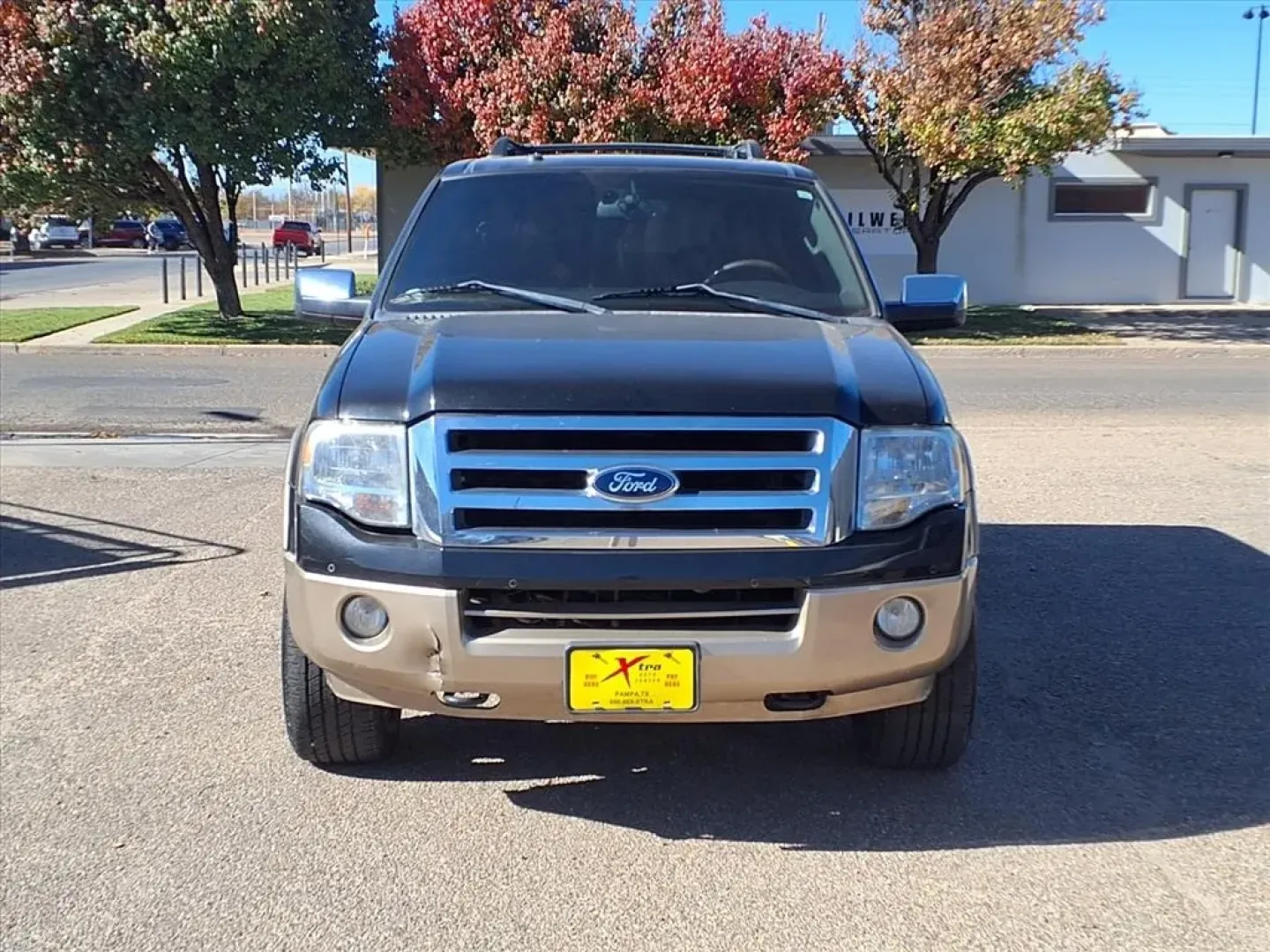 2013 Tuxedo Black Metallic Ford EXPEDITION KING RANCH (1FMJU1J59DE) with an 5.4L engine, Automatic transmission, located at 1401 N. Hobart, Pampa, TX, 79065, (806) 665-9872, 35.549953, -100.975098 - **Discover Your Next Adventure with the 2013 Ford Expedition King Ranch 4WD at Xtra Auto Center!**<br /> <br /> Are you ready to elevate your weekend getaways or family road trips? The 2013 Ford Expedition King Ranch 4WD is the perfect SUV for those seeking space, comfort, and versatility. Whether y - Photo#1
