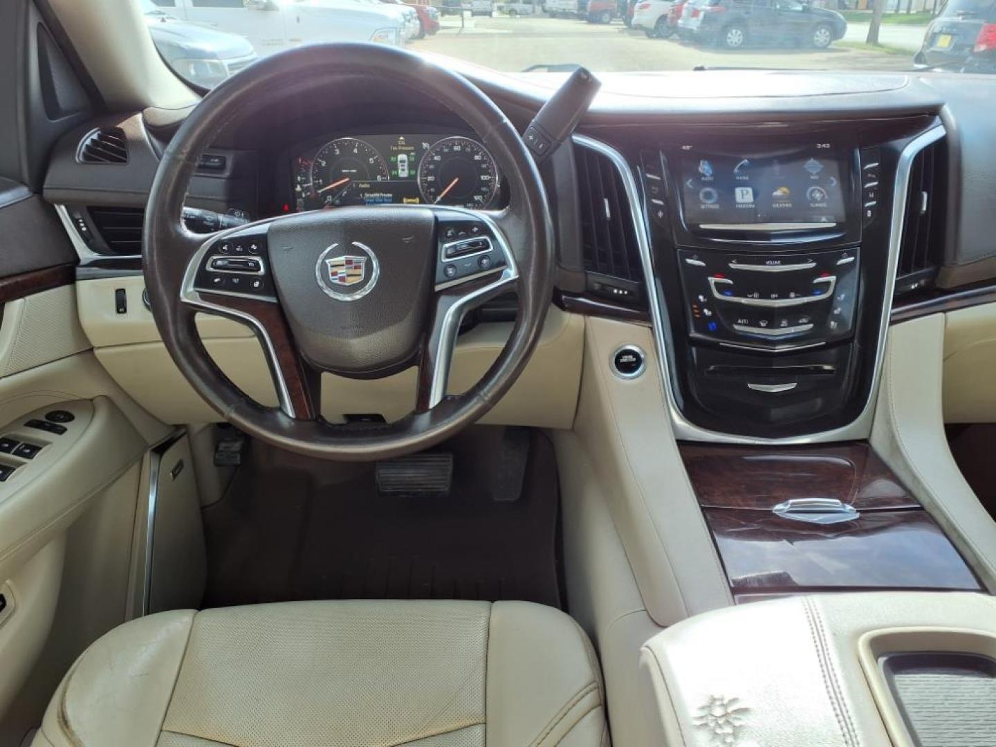 2015 Crystal Red Tintcoat Gbe Cadillac Escalade ESV Luxury (1GYS4HKJ8FR) with an 6.2L EcoTec3 6.2L V8 420hp 460ft. lbs. Direct Injection engine, 6-Speed Shiftable Automatic transmission, located at 1401 N. Hobart, Pampa, TX, 79065, (806) 665-9872, 35.549953, -100.975098 - Photo#11