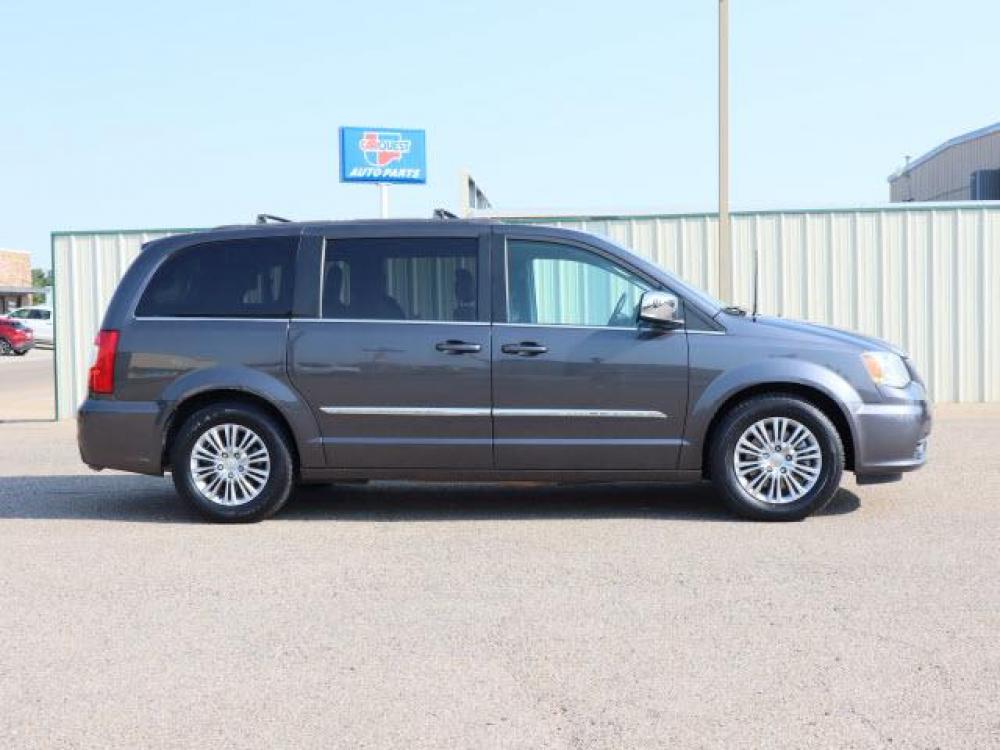2015 Granite Crystal Metallic Clear Coat Chrysler Town and Country Touring-L (2C4RC1CG8FR) with an 3.6 6 Cylinder Sequential Multiport Fuel Injection engine, Automatic transmission, located at 1401 N. Hobart, Pampa, TX, 79065, (806) 665-9872, 35.549641, -100.971878 - Photo #2