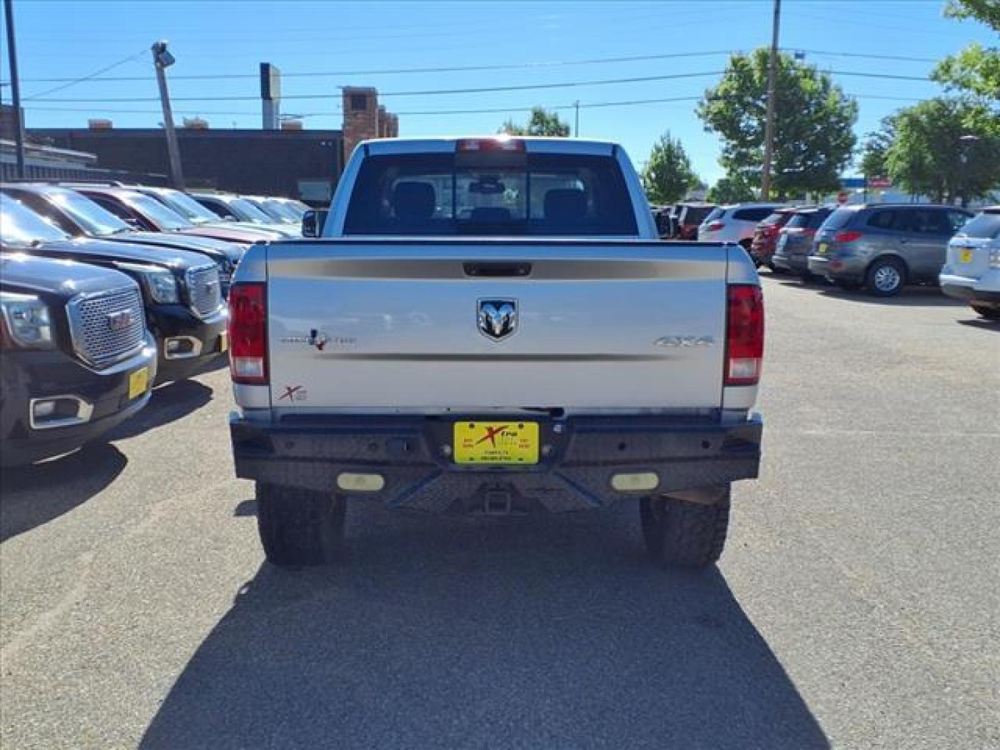 2013 Bright Silver Metallic Clear Coat RAM 2500 Lone Star (3C6TR5DT9DG) with an 5.7L HEMI 5.7L V8 383hp 400ft. lbs. Sequential Multiport Fuel Injection engine, 6-Speed Shiftable Automatic transmission, located at 1401 N. Hobart, Pampa, TX, 79065, (806) 665-9872, 35.549953, -100.975098 - Photo#3