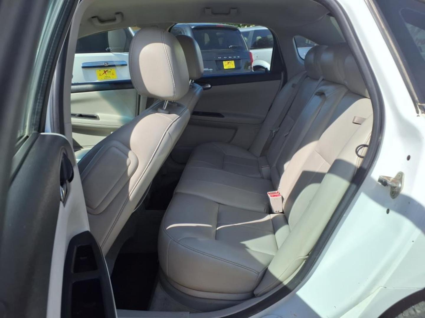 2010 Summit White Chevrolet Impala LTZ (2G1WC5EMXA1) with an 3.9L 3.9L Flex Fuel V6 230hp 235ft. lbs. Fuel Injected engine, 4-Speed Automatic transmission, located at 1401 N. Hobart, Pampa, TX, 79065, (806) 665-9872, 35.549953, -100.975098 - Photo#12