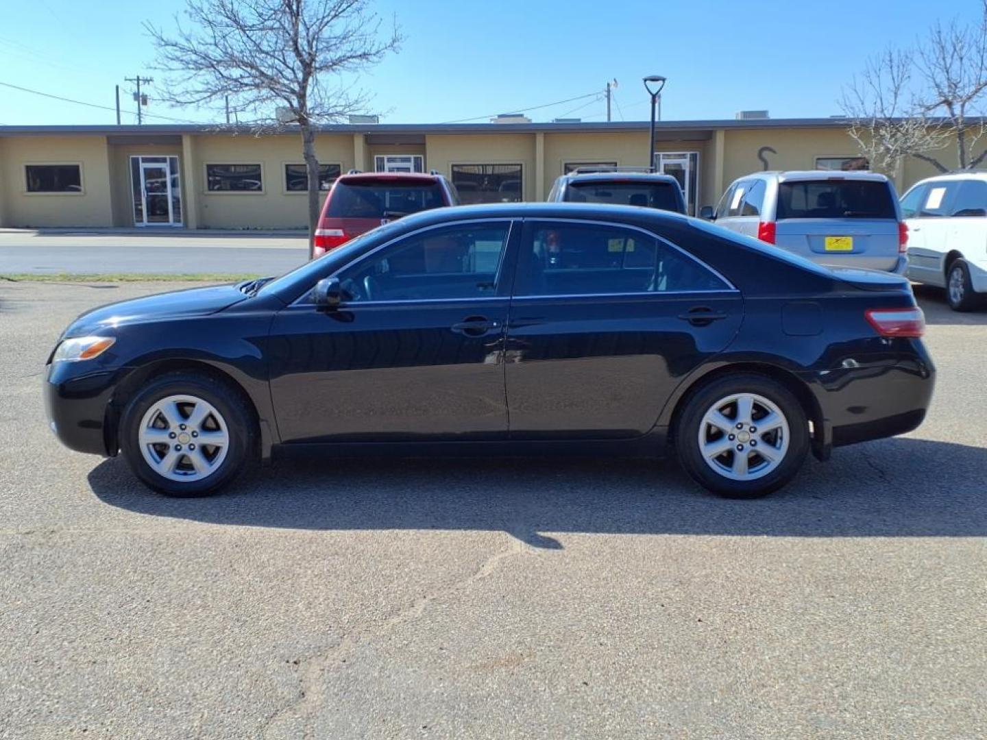 2009 Black 202 Toyota Camry LE (4T1BE46K79U) with an 2.4L 2.4L I4 158hp 161ft. lbs. Fuel Injected engine, 5-Speed Automatic transmission, located at 1401 N. Hobart, Pampa, TX, 79065, (806) 665-9872, 35.549953, -100.975098 - Photo#4