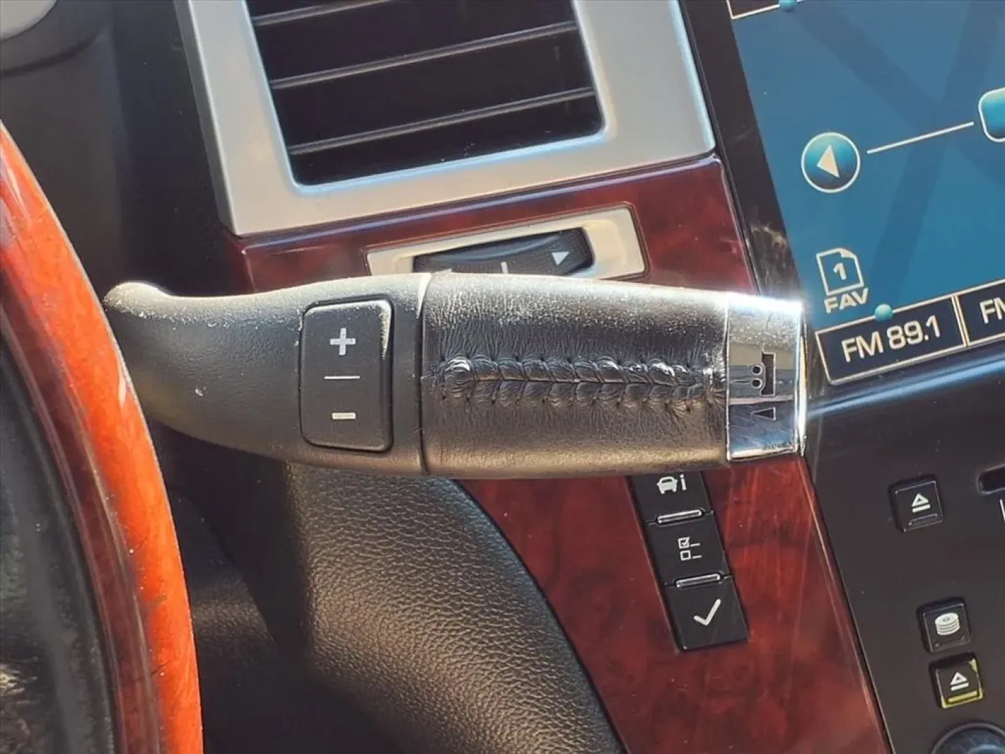 2010 White Diamond Tricoat Cadillac Escalade AWD Luxury (1GYUKBEF8AR) with an Other engine, Automatic transmission, located at 1401 N. Hobart, Pampa, TX, 79065, (806) 665-9872, 35.549953, -100.975098 - Experience the ultimate blend of luxury and versatility with our stunning 2010 Cadillac Escalade AWD Luxury, now available at Xtra Auto Center in Pampa, TX. This iconic SUV is not just a vehicle; it's a lifestyle statement, perfect for families seeking space, comfort, and performance. With room for - Photo#10