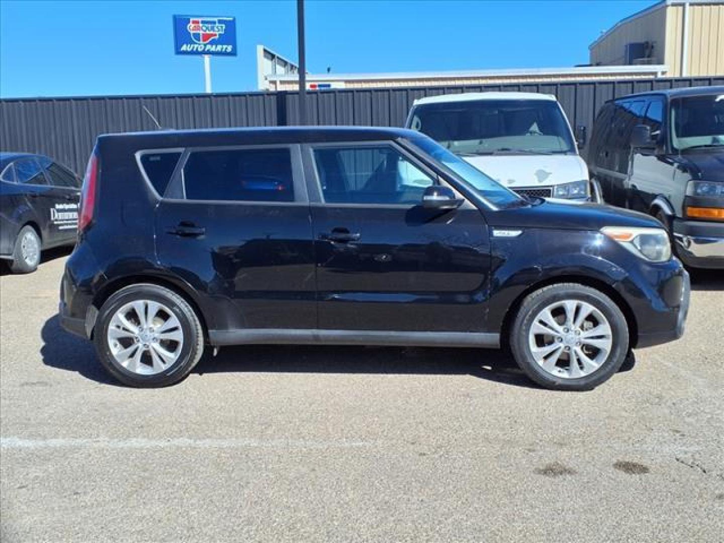 2014 Shadow Black 9h Kia Soul + (KNDJP3A5XE7) with an 2.0L 2.0L I4 164hp 151ft. lbs. Direct Injection engine, 6-Speed Shiftable Automatic transmission, located at 1401 N. Hobart, Pampa, TX, 79065, (806) 665-9872, 35.549953, -100.975098 - Photo#2