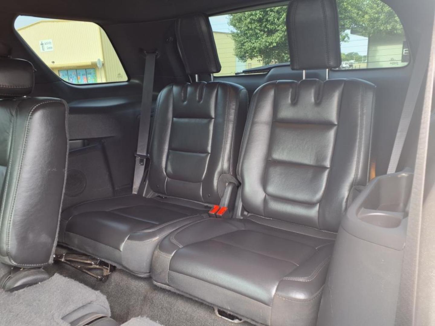 2014 Oxford White Ford Explorer XLT (1FM5K7D80EG) with an 3.5L 3.5L V6 290hp 255ft. lbs. Direct Injection engine, 6-Speed Shiftable Automatic transmission, located at 1401 N. Hobart, Pampa, TX, 79065, (806) 665-9872, 35.549953, -100.975098 - Photo#13