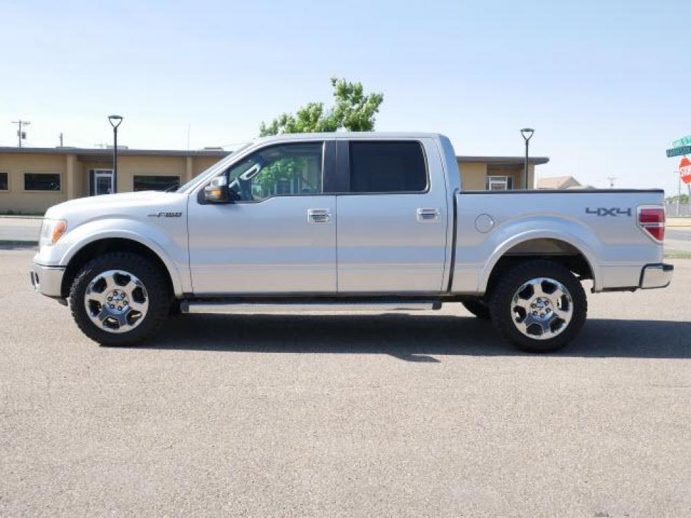 2010 Ingot Silver Ford F-150 Lariat (1FTFW1EV1AF) with an 5.4 8 Cylinder Sequential Multiport Fuel Injection engine, Automatic transmission, located at 1401 N. Hobart, Pampa, TX, 79065, (806) 665-9872, 35.549641, -100.971878 - Photo #4