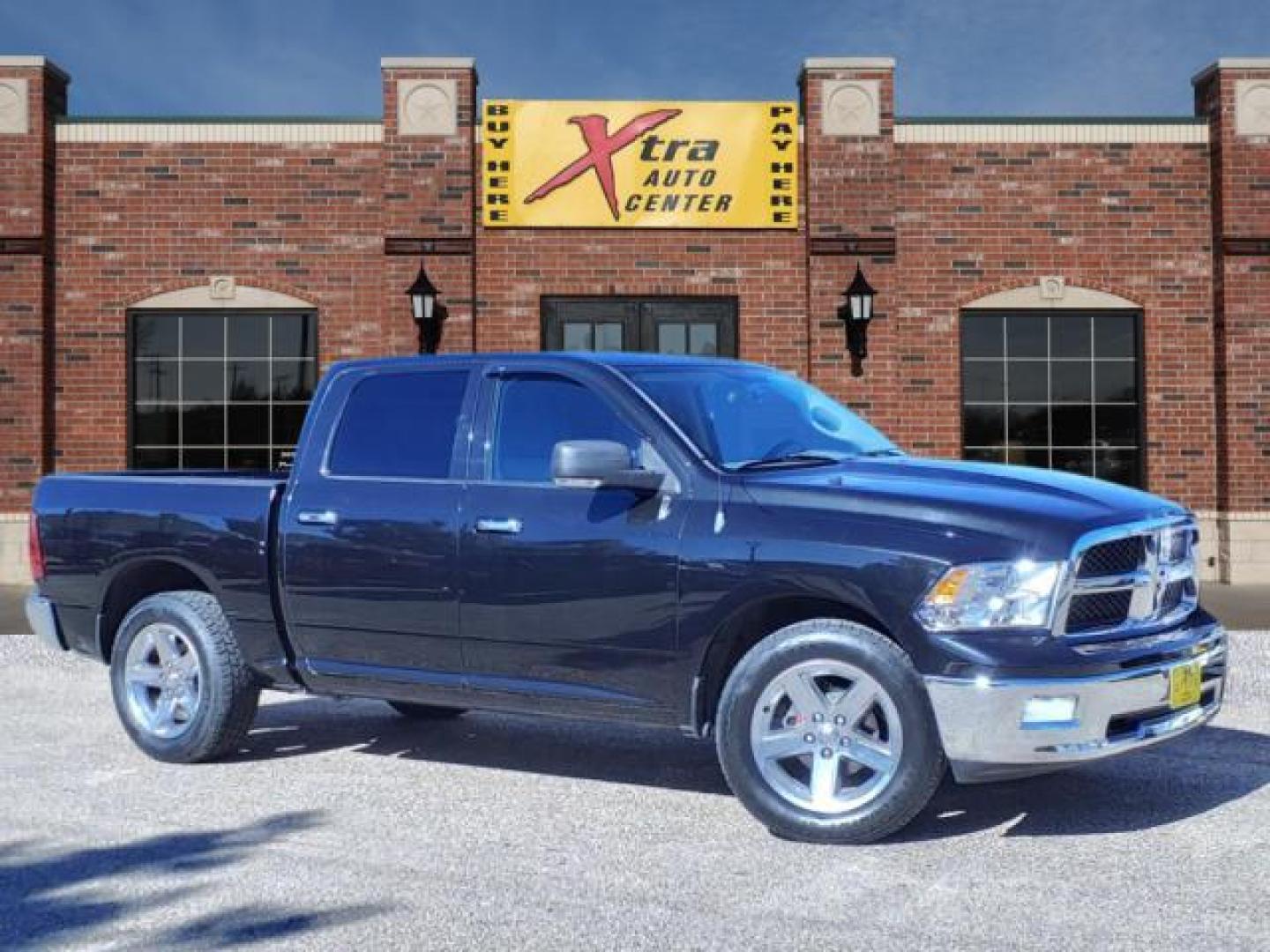 2011 Brilliant Black Crystal Pearl Coat Pxr RAM 1500 ST (1D7RB1CT8BS) with an 5.7L HEMI 5.7L V8 390hp 407ft. lbs. Sequential Multiport Fuel Injection engine, 5-Speed Automatic transmission, located at 1401 N. Hobart, Pampa, TX, 79065, (806) 665-9872, 35.549953, -100.975098 - Photo#0