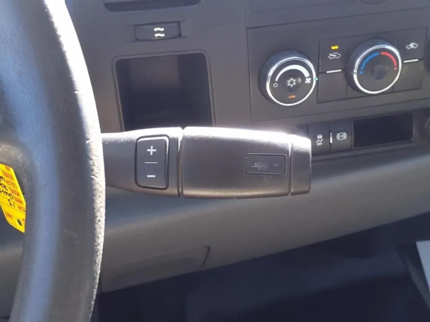 2013 Summit White Chevrolet Silverado 2500HD Work Truck Ext. Cab 2WD (1GB2CVC85DZ) with an Other engine, Automatic transmission, located at 1401 N. Hobart, Pampa, TX, 79065, (806) 665-9872, 35.549953, -100.975098 - **Unleash Your Adventures with the 2013 Chevrolet Silverado 2500HD at Xtra Auto Center in Pampa, TX!**<br /> <br /> Are you ready to elevate your work and play? The 2013 Chevrolet Silverado 2500HD is here to make that possible! This rugged and reliable pickup is perfect for everyone from hard-workin - Photo#8