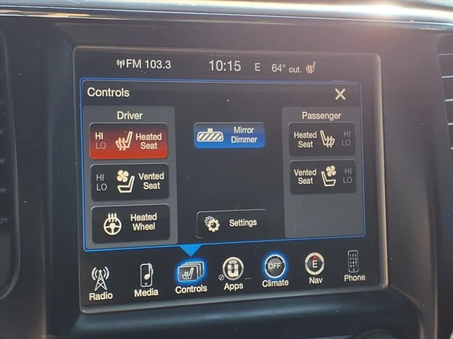 2014 Brilliant Black Crystal Pearl Coat Jeep Grand Cherokee Overland 4WD (1C4RJFCT2EC) with an Other engine, Automatic transmission, located at 1401 N. Hobart, Pampa, TX, 79065, (806) 665-9872, 35.549953, -100.975098 - **Discover Adventure with the 2014 Jeep Grand Cherokee Overland 4WD at Xtra Auto Center!**<br /> <br /> Are you ready to elevate your driving experience and embrace the thrill of the open road? The 2014 Jeep Grand Cherokee Overland 4WD is the perfect SUV for weekend adventures, family road trips, or - Photo#7