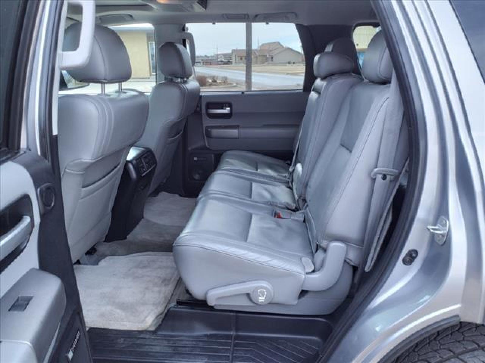 2010 Silver Sky Metallic Toyota Sequoia Limited (5TDKY5G19AS) with an 5.7L 5.7L V8 381hp 401ft. lbs. Sequential Electronic Fuel Injection engine, 6-Speed Shiftable Automatic transmission, located at 1401 N. Hobart, Pampa, TX, 79065, (806) 665-9872, 35.549641, -100.971878 - Photo #11