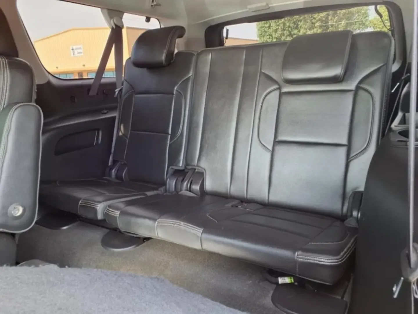 2015 Onyx Black Gba GMC Yukon Denali XL 4WD (1GKS2JKJ9FR) with an Other engine, Automatic transmission, located at 1401 N. Hobart, Pampa, TX, 79065, (806) 665-9872, 35.549953, -100.975098 - **Experience Adventure and Luxury with the 2015 GMC Yukon Denali XL 4WD at Xtra Auto Center!**<br /> <br /> Are you searching for the perfect family SUV that combines luxury with rugged capability? Look no further than this stunning 2015 GMC Yukon Denali XL 4WD, available now at Xtra Auto Center in - Photo#14
