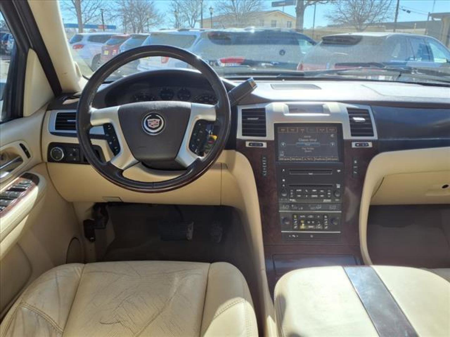 2007 Quicksilver 59u Cadillac Escalade ESV Base (1GYFK66857R) with an 6.2L 6.2L V8 403hp 417ft. lbs. Sequential Electronic Fuel Injection engine, 6-Speed Shiftable Automatic transmission, located at 1401 N. Hobart, Pampa, TX, 79065, (806) 665-9872, 35.549953, -100.975098 - Photo#9