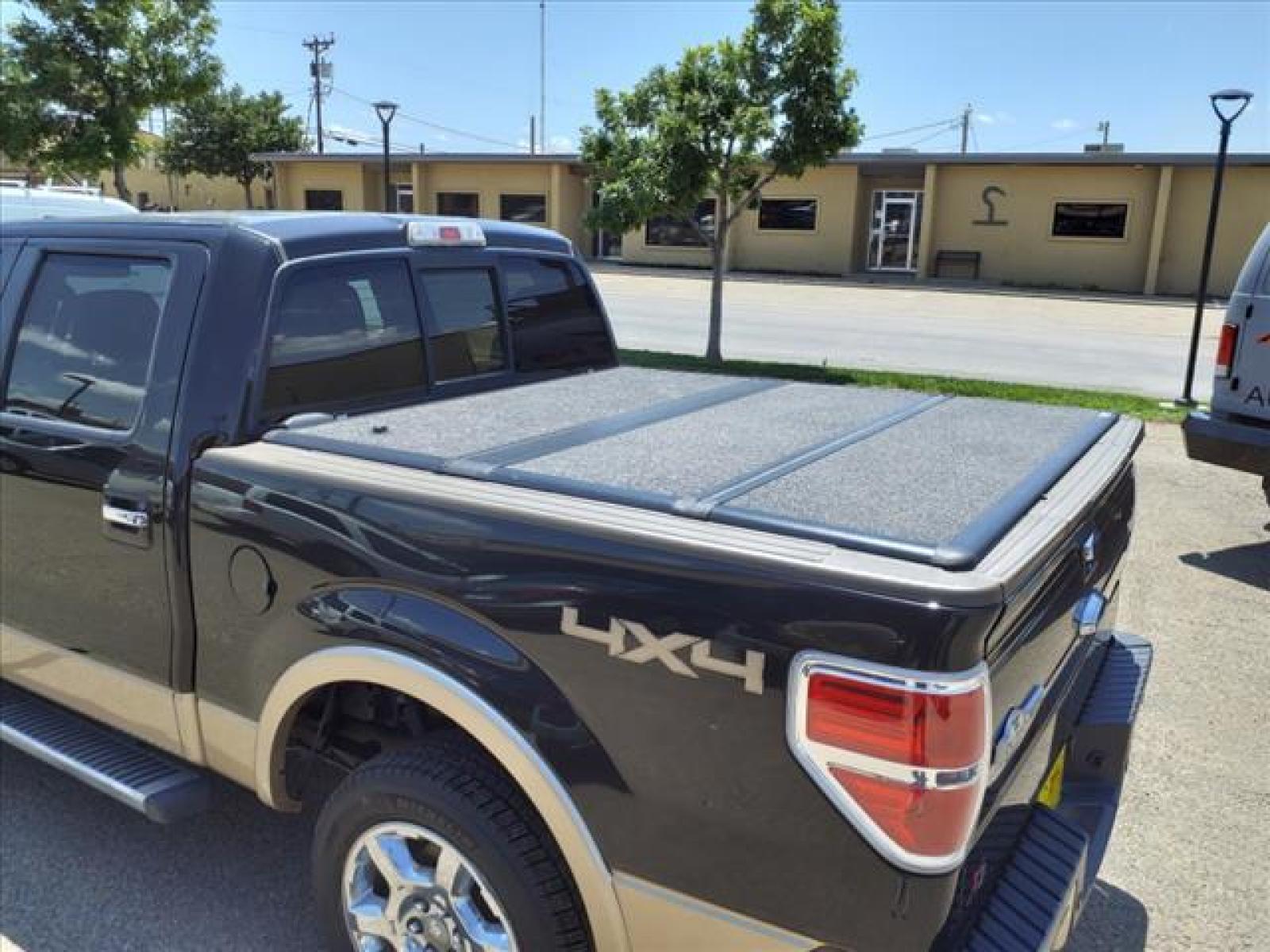 2014 Tuxedo Black Metallic/Pale Adobe Metallic Ford F-150 King Ranch (1FTFW1ETXEK) with an 3.5L EcoBoost 3.5L Twin Turbo Direct Injection engine, 6-Speed Shiftable Automatic transmission, located at 1401 N. Hobart, Pampa, TX, 79065, (806) 665-9872, 35.549641, -100.971878 - Photo #5