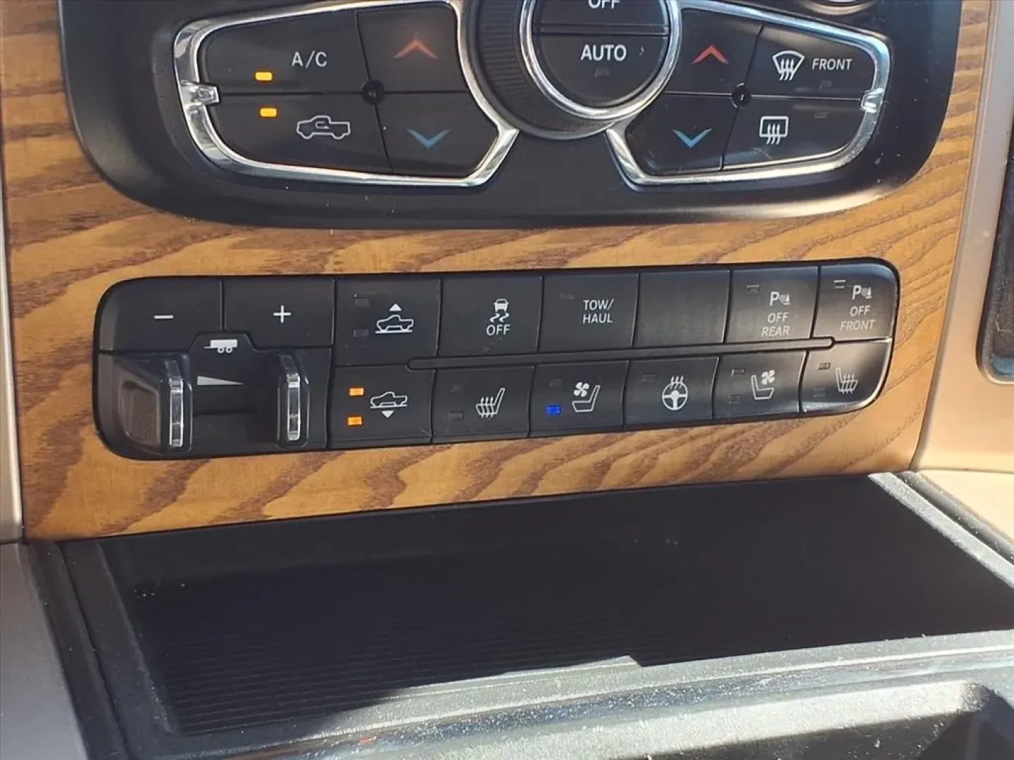 2015 Bright White Clear Coat/White Gold Clear Coat Ram 1500 Longhorn Crew Cab SWB 4WD (1C6RR7PM3FS) with an Other engine, located at 1401 N. Hobart, Pampa, TX, 79065, (806) 665-9872, 35.549953, -100.975098 - Unleash your adventurous spirit with the 2015 Ram 1500 Longhorn Crew Cab SWB 4WD, a perfect companion for weekend getaways or your daily commute in and around Pampa, TX. Whether you need a reliable truck for hauling cargo or a spacious vehicle for family outings, this versatile pickup is designed to - Photo#9