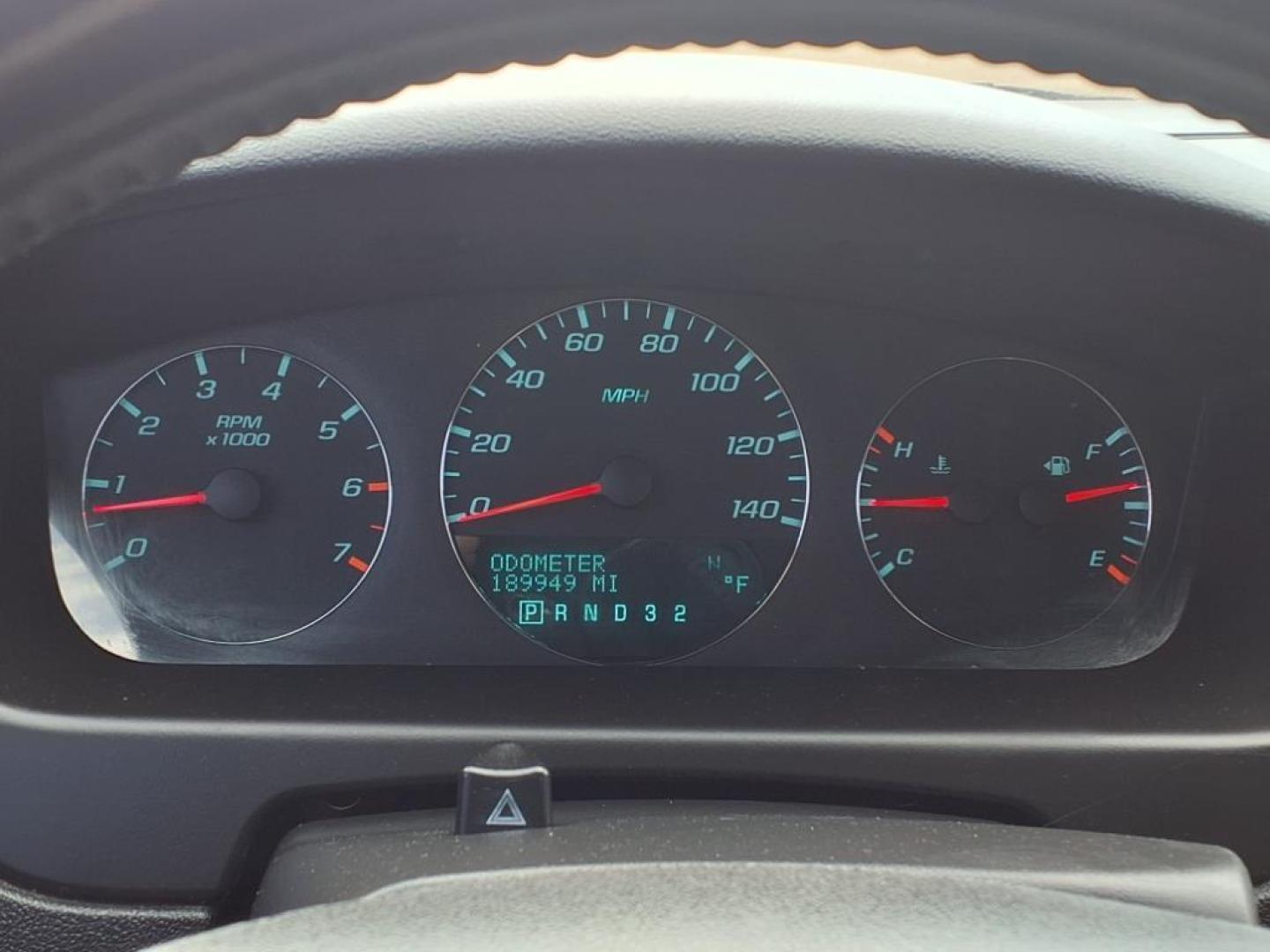 2011 Silver Ice Metallic Chevrolet Impala LT Fleet (2G1WG5EK7B1) with an 3.5L 3.5L Flex Fuel V6 211hp 216ft. lbs. Fuel Injected engine, 4-Speed Automatic transmission, located at 1401 N. Hobart, Pampa, TX, 79065, (806) 665-9872, 35.549953, -100.975098 - Photo#9