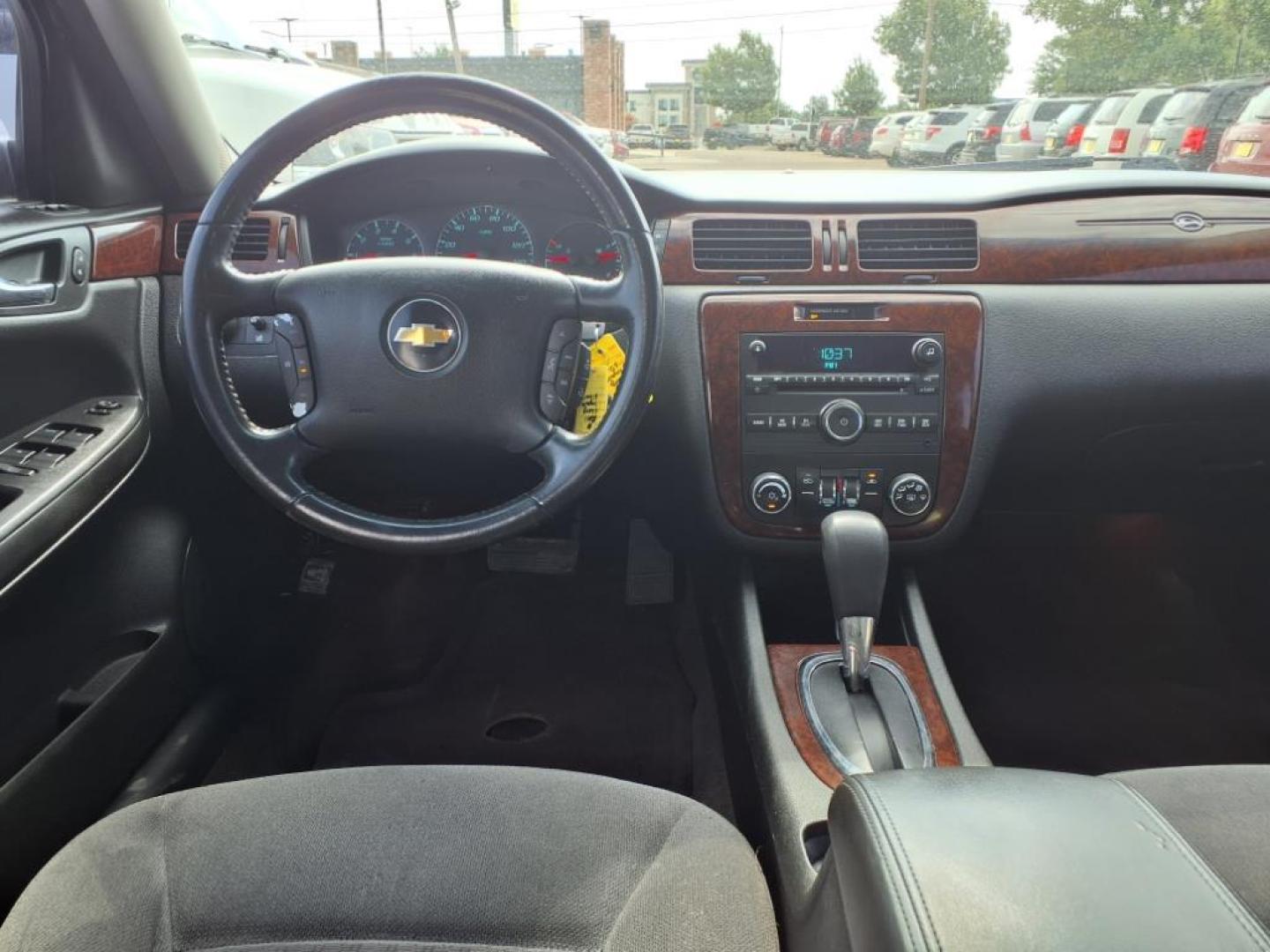 2011 Silver Ice Metallic Chevrolet Impala LT Fleet (2G1WG5EK7B1) with an 3.5L 3.5L Flex Fuel V6 211hp 216ft. lbs. Fuel Injected engine, 4-Speed Automatic transmission, located at 1401 N. Hobart, Pampa, TX, 79065, (806) 665-9872, 35.549953, -100.975098 - Photo#10