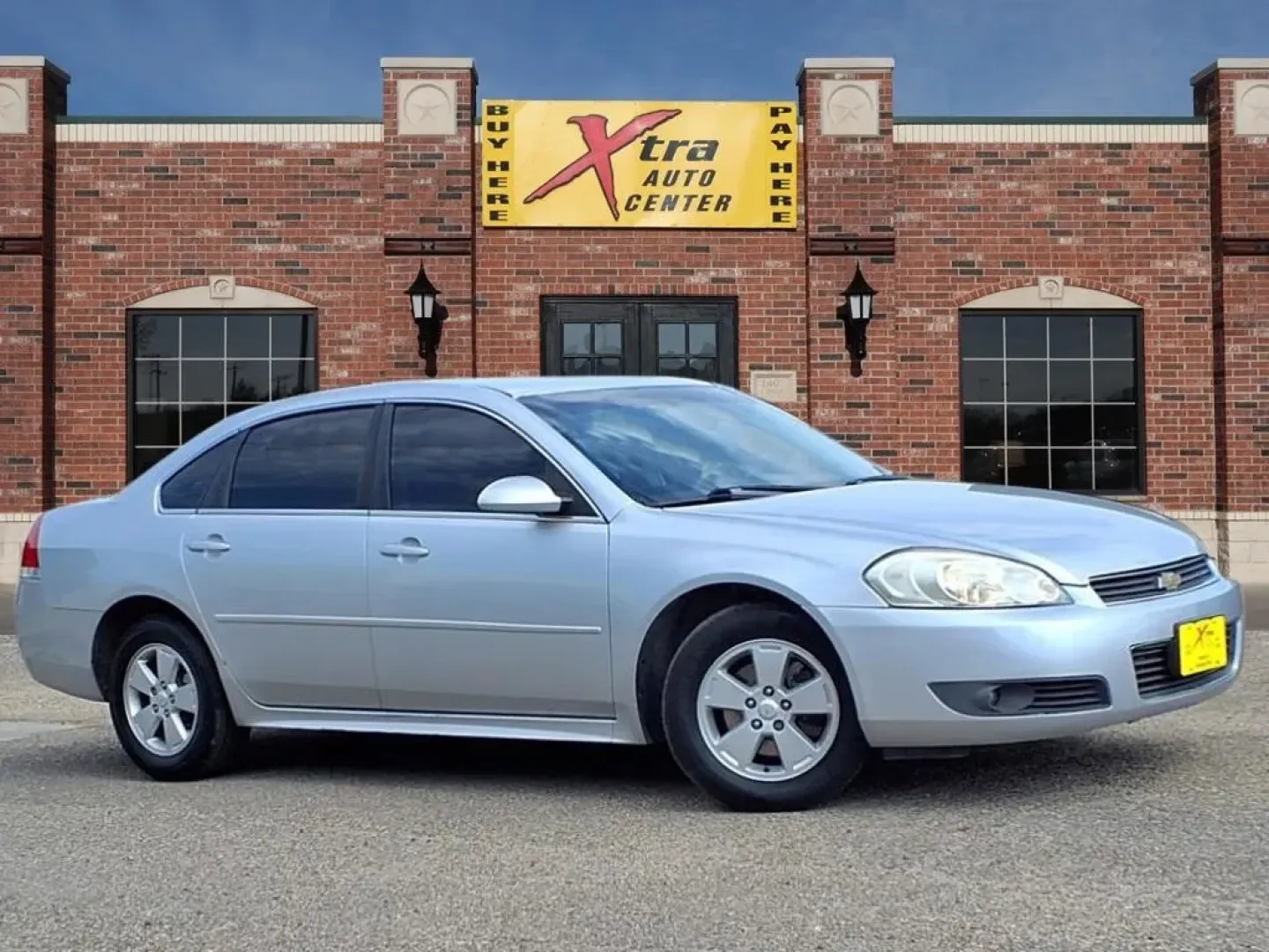 2011 Silver Ice Metallic Chevrolet Impala LT (2G1WG5EK7B1) with an Other engine, Automatic transmission, located at 1401 N. Hobart, Pampa, TX, 79065, (806) 665-9872, 35.549953, -100.975098 - **Drive into Your Future with the 2011 Chevrolet Impala LT - Perfect for Families and Commuters!**<br /> <br /> If you're searching for a reliable sedan that effortlessly balances comfort, style, and functionality, look no further than the 2011 Chevrolet Impala LT available at Xtra Auto Center! Loca - Photo#0