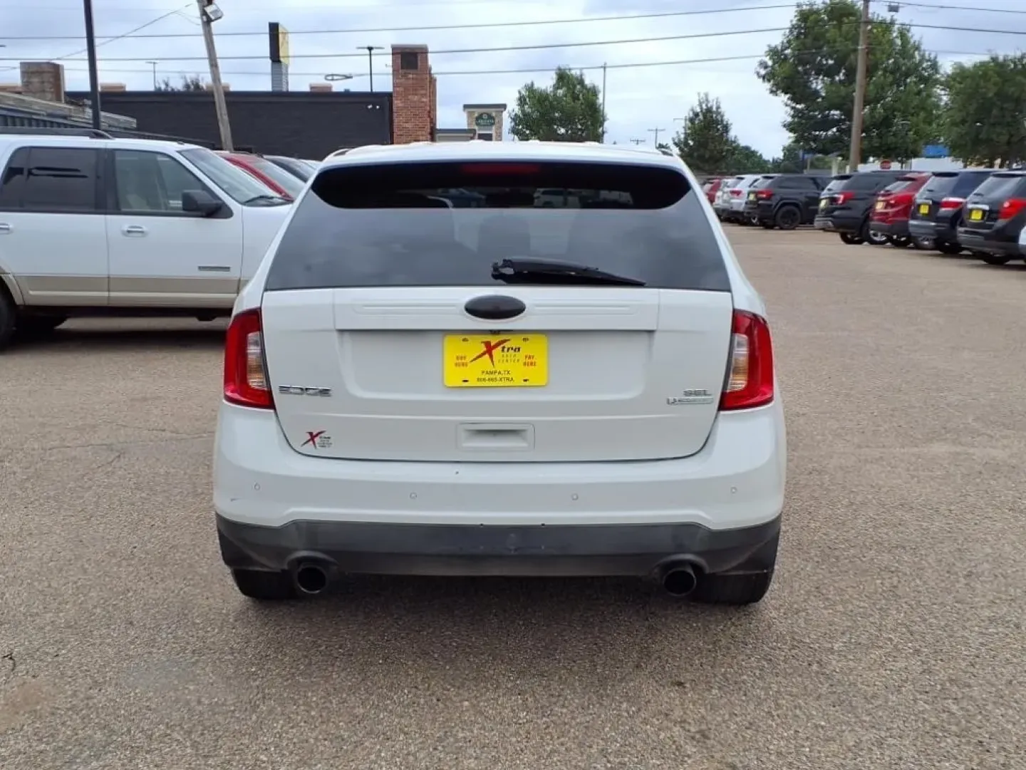 2012 White Suede Ford Edge SEL FWD (2FMDK3J91CB) with an Other engine, Automatic transmission, located at 1401 N. Hobart, Pampa, TX, 79065, (806) 665-9872, 35.549953, -100.975098 - **Unleash Your Adventures with the 2012 Ford Edge SEL FWD!** <br /> <br /> Are you ready to elevate your lifestyle with a versatile SUV that's perfect for weekend getaways, family road trips, or your daily commute? Look no further! The 2012 Ford Edge SEL FWD, available at Xtra Auto Center in Pampa, - Photo#3