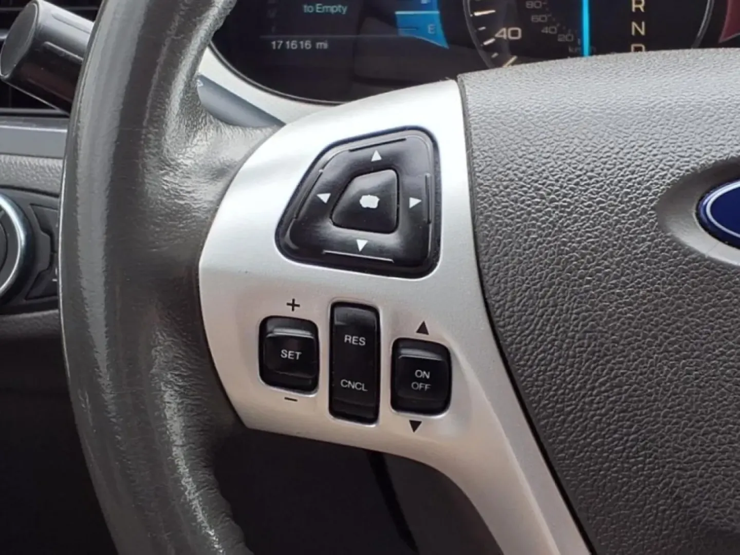 2012 White Suede Ford Edge SEL FWD (2FMDK3J91CB) with an Other engine, Automatic transmission, located at 1401 N. Hobart, Pampa, TX, 79065, (806) 665-9872, 35.549953, -100.975098 - **Unleash Your Adventures with the 2012 Ford Edge SEL FWD!** <br /> <br /> Are you ready to elevate your lifestyle with a versatile SUV that's perfect for weekend getaways, family road trips, or your daily commute? Look no further! The 2012 Ford Edge SEL FWD, available at Xtra Auto Center in Pampa, - Photo#6