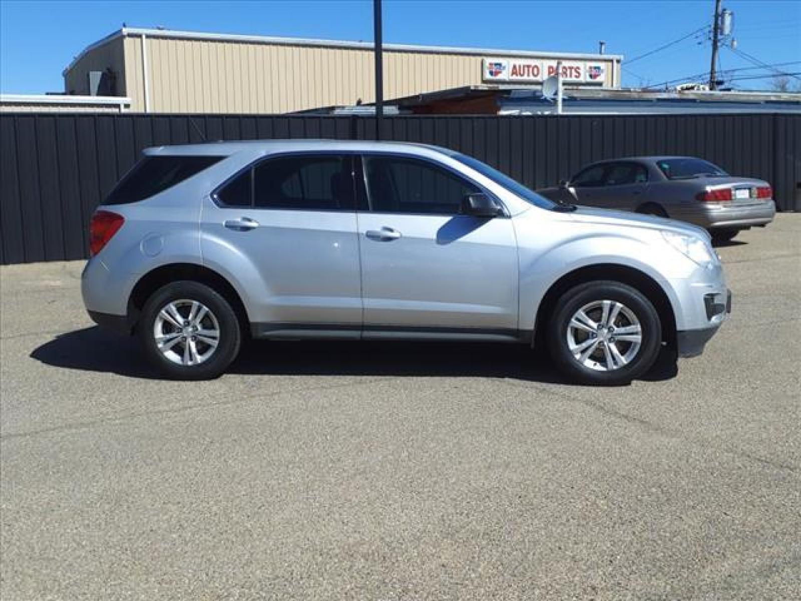 2015 Silver Ice Metallic Chevrolet Equinox LS (1GNALAEKXFZ) with an 2.4L 2.4L I4 182hp 172ft. lbs. Direct Injection engine, 6-Speed Shiftable Automatic transmission, located at 1401 N. Hobart, Pampa, TX, 79065, (806) 665-9872, 35.549953, -100.975098 - Photo #2