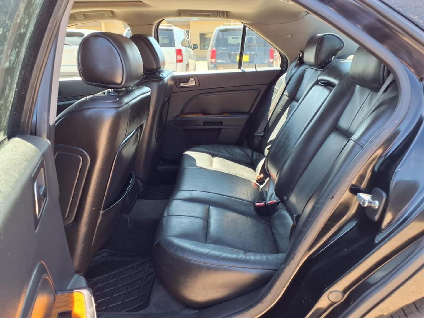 2009 Black Raven Cadillac STS V6 Luxury (1G6DK67V290) with an 3.6L 3.6L V6 302hp 272ft. lbs. Direct Injection engine, 6-Speed Shiftable Automatic transmission, located at 1401 N. Hobart, Pampa, TX, 79065, (806) 665-9872, 35.549953, -100.975098 - Photo#12