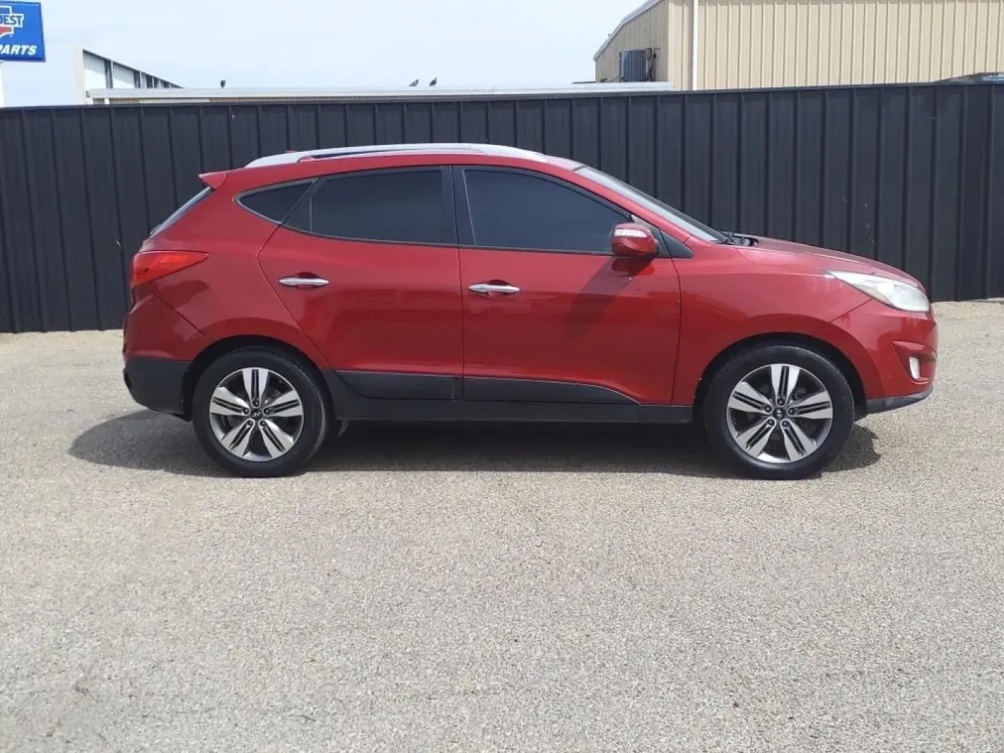 2014 Garnet Red Hyundai Tucson GLS AWD (KM8JUCAG2EU) with an Other engine, Automatic transmission, located at 1401 N. Hobart, Pampa, TX, 79065, (806) 665-9872, 35.549953, -100.975098 - Are you searching for the perfect SUV that combines style, versatility, and dependability for your everyday adventures? Look no further! The 2014 Hyundai Tucson GLS AWD is designed for those who crave a reliable vehicle for family outings, daily commutes, and weekend escapades. With its spacious int - Photo#2