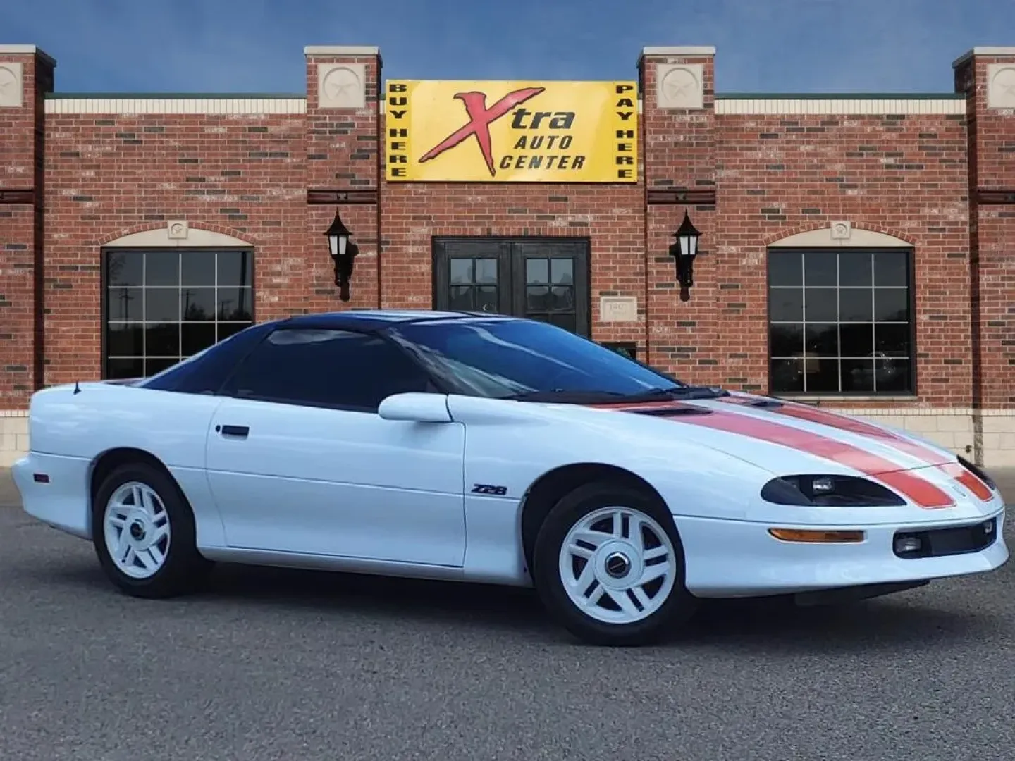 1994 Arctic White Chevrolet Camaro Z28 Coupe (2G1FP22P1R2) with an Other engine, Automatic transmission, located at 1401 N. Hobart, Pampa, TX, 79065, (806) 665-9872, 35.549953, -100.975098 - Rev up your lifestyle with this classic 1994 Chevrolet Camaro Z28, perfect for those who crave adventure and excitement on the road! Whether you're a car enthusiast looking for a vintage muscle car or a budget-conscious buyer seeking a reliable vehicle, this Camaro embodies both style and performanc - Photo#0