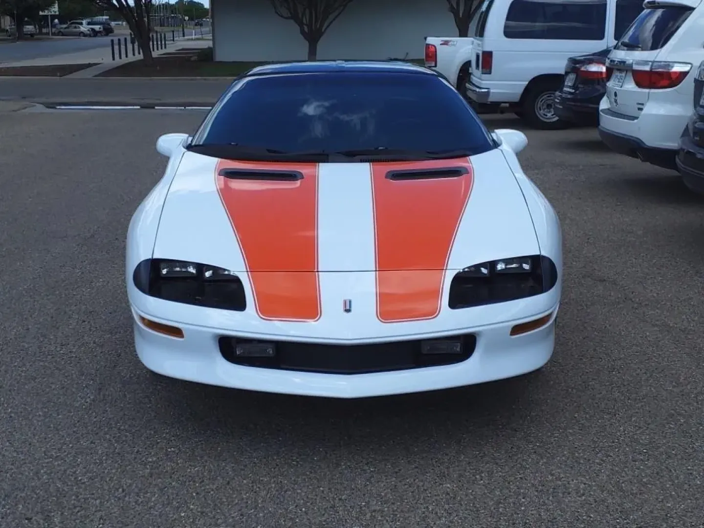 1994 Arctic White Chevrolet Camaro Z28 Coupe (2G1FP22P1R2) with an Other engine, Automatic transmission, located at 1401 N. Hobart, Pampa, TX, 79065, (806) 665-9872, 35.549953, -100.975098 - Rev up your lifestyle with this classic 1994 Chevrolet Camaro Z28, perfect for those who crave adventure and excitement on the road! Whether you're a car enthusiast looking for a vintage muscle car or a budget-conscious buyer seeking a reliable vehicle, this Camaro embodies both style and performanc - Photo#1