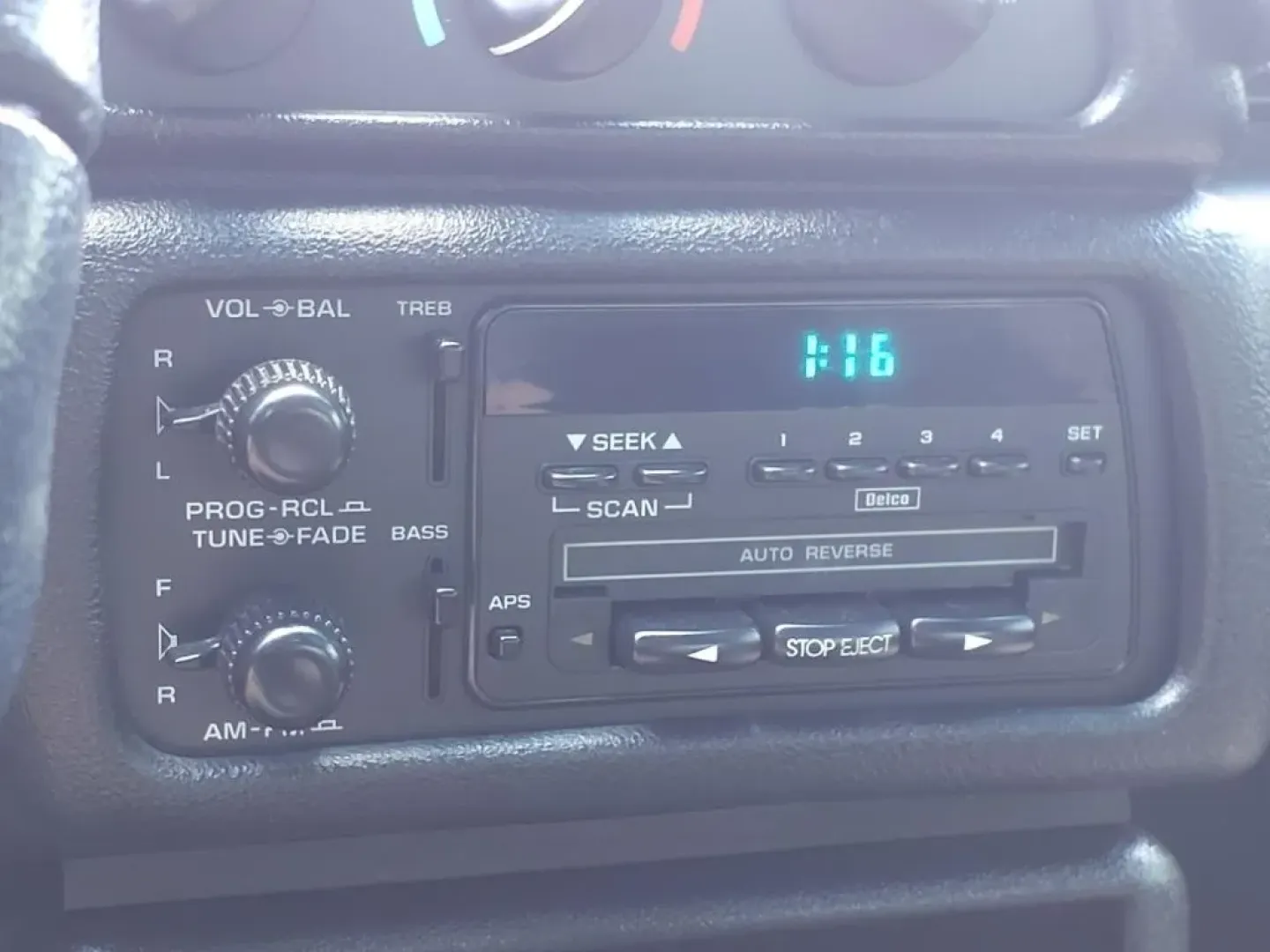 1994 Arctic White Chevrolet Camaro Z28 Coupe (2G1FP22P1R2) with an Other engine, Automatic transmission, located at 1401 N. Hobart, Pampa, TX, 79065, (806) 665-9872, 35.549953, -100.975098 - Rev up your lifestyle with this classic 1994 Chevrolet Camaro Z28, perfect for those who crave adventure and excitement on the road! Whether you're a car enthusiast looking for a vintage muscle car or a budget-conscious buyer seeking a reliable vehicle, this Camaro embodies both style and performanc - Photo#6