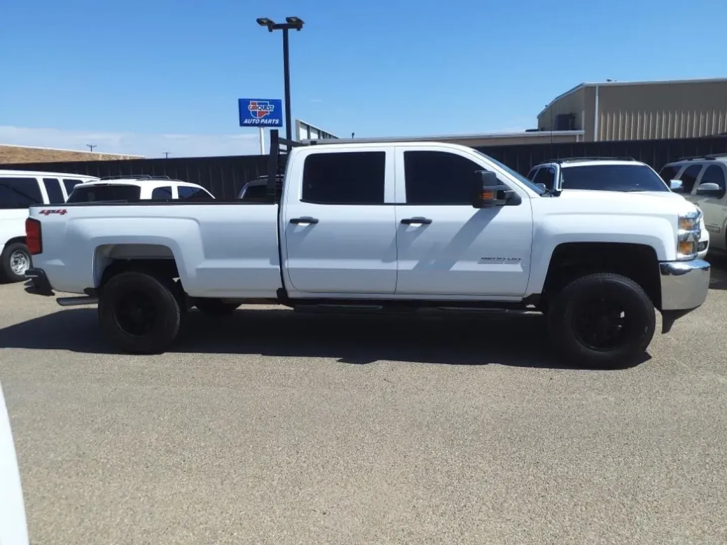2019 Summit White Chevrolet Silverado 2500HD Work Truck Crew Cab Long Box 4WD (1GC1KREGXKF) with an Other engine, located at 1401 N. Hobart, Pampa, TX, 79065, (806) 665-9872, 35.549953, -100.975098 - **Unleash Your Adventures with the 2019 Chevrolet Silverado 2500HD Work Truck A Reliable Companion for Every Journey!**<br /> <br /> If you're searching for a robust vehicle that effortlessly combines power with versatility, look no further than the 2019 Chevrolet Silverado 2500HD Work Truck. Wheth - Photo#2