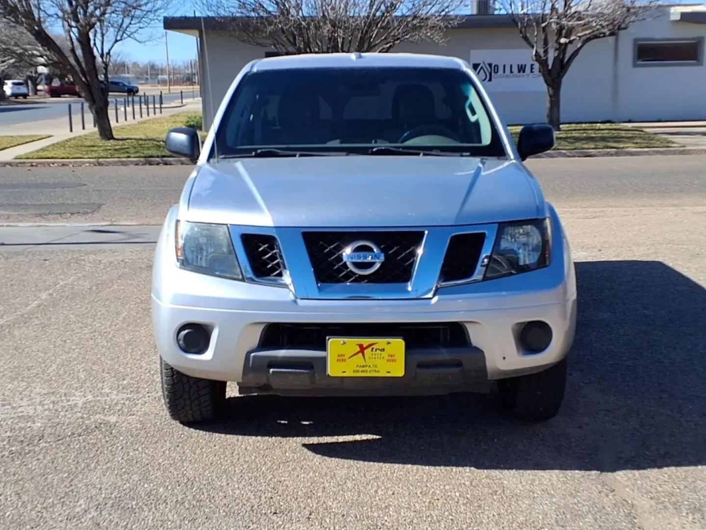2015 Brilliant Silver Nissan Frontier S (1N6AD0EV8FN) with an 4.0L engine, Automatic transmission, located at 1401 N. Hobart, Pampa, TX, 79065, (806) 665-9872, 35.549953, -100.975098 - **Unleash Your Adventurous Spirit with the 2015 Nissan Frontier - Perfect for Every Journey!**<br /> <br /> Are you seeking a reliable and rugged pickup truck that can handle both daily commutes and weekend getaways? Look no further than the 2015 Nissan Frontier, proudly offered by Xtra Auto Center - Photo#1
