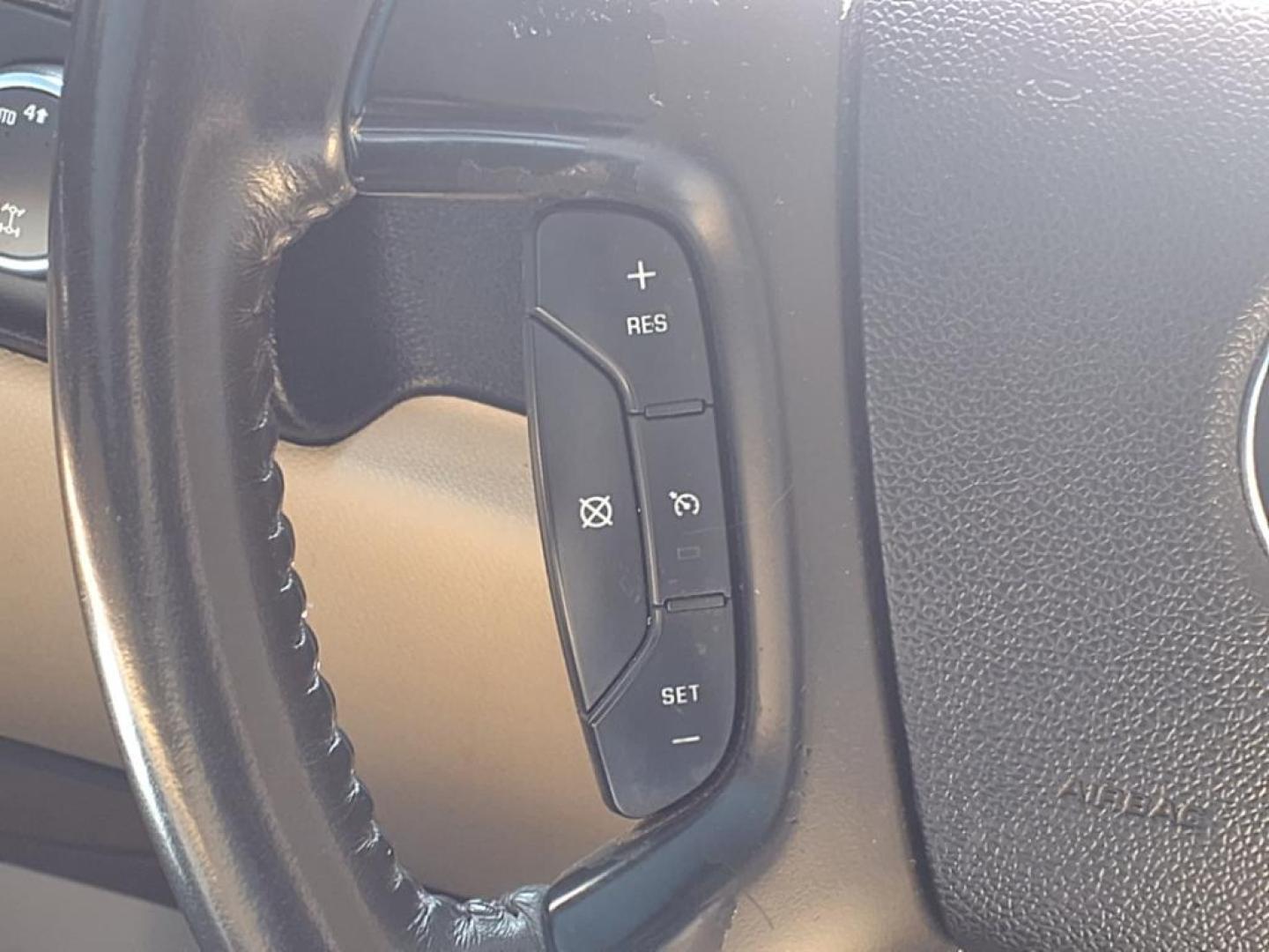 2008 Victory Red Chevrolet Silverado 1500 LTZ (2GCEK13J381) with an 5.3L Vortec Iron Block 5.3L V8 315hp 338ft. lbs. Fuel Injected engine, 4-Speed Automatic transmission, located at 1401 N. Hobart, Pampa, TX, 79065, (806) 665-9872, 35.549953, -100.975098 - Photo#8