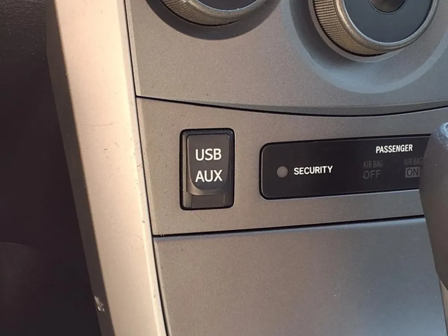 2012 Nautical Blue Metallic Toyota COROLLA BASE (5YFBU4EE9CP) with an 1.8L engine, Automatic transmission, located at 1401 N. Hobart, Pampa, TX, 79065, (806) 665-9872, 35.549953, -100.975098 - ### Discover Your Next Adventure with the 2012 Toyota Corolla LE at Xtra Auto Center<br /> <br /> Are you looking for a reliable vehicle that can support your lifestyle, be it daily commutes or weekend family outings? Look no further than the 2012 Toyota Corolla LE, available now at Xtra Auto Center - Photo#8