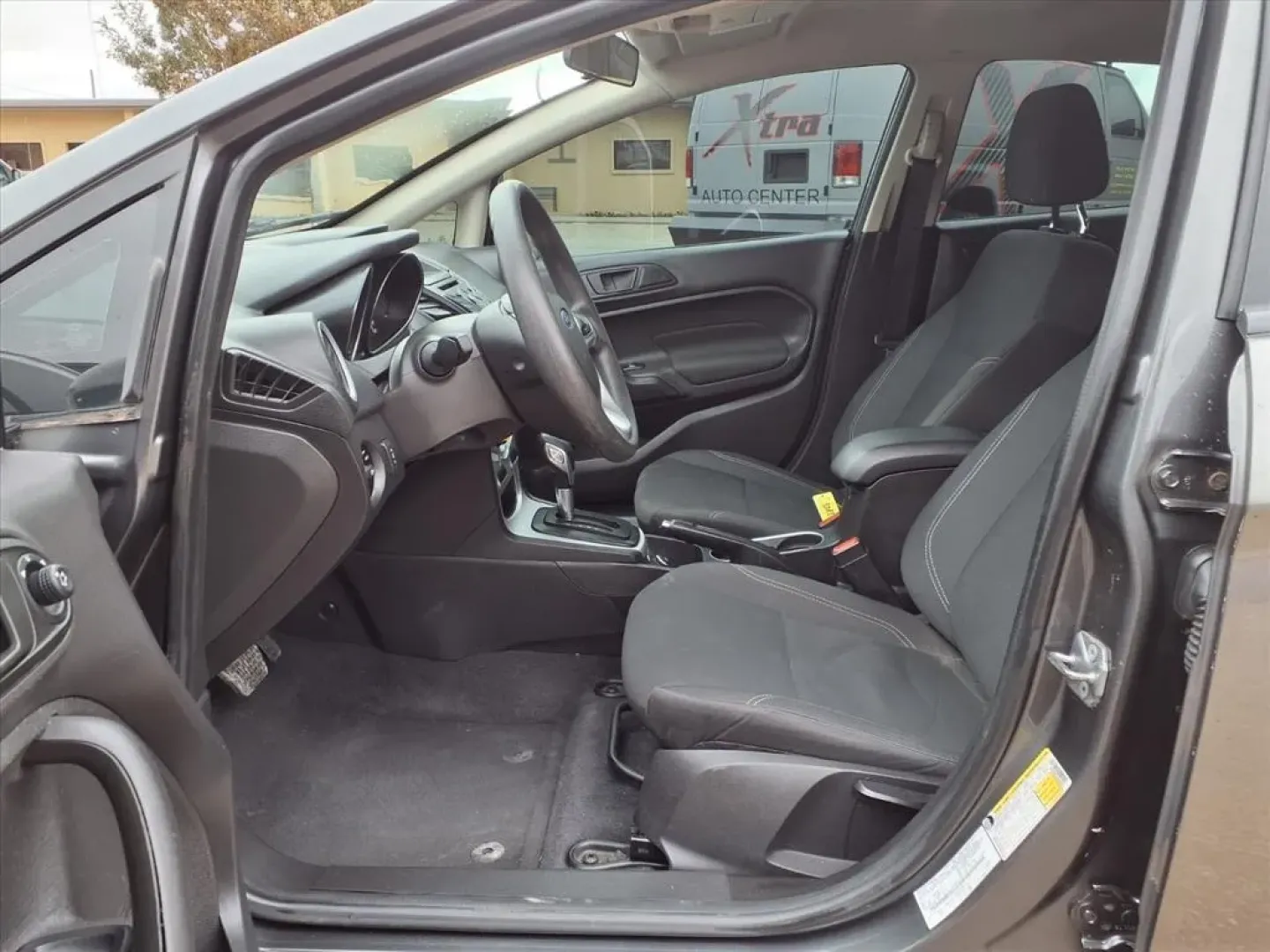 2019 Magnetic J7 Ford FIESTA SE (3FADP4EJ1KM) with an 1.6L engine, Manual transmission, located at 1401 N. Hobart, Pampa, TX, 79065, (806) 665-9872, 35.549953, -100.975098 - **Drive into Your New Lifestyle with the 2019 Ford Fiesta SE Hatchback!**<br /> <br /> Elevate your daily commute or weekend adventures with the 2019 Ford Fiesta SE Hatchback, available now at Xtra Auto Center in Pampa, TX. This stylish and versatile hatchback is perfect for budget-conscious buyers - Photo#11