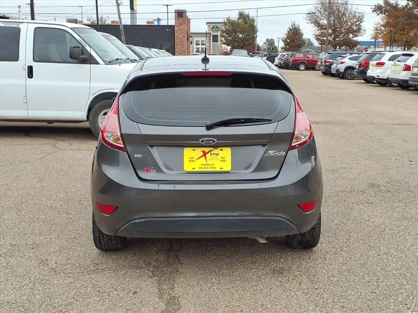 2019 Magnetic J7 Ford FIESTA SE (3FADP4EJ1KM) with an 1.6L engine, Manual transmission, located at 1401 N. Hobart, Pampa, TX, 79065, (806) 665-9872, 35.549953, -100.975098 - **Drive into Your New Lifestyle with the 2019 Ford Fiesta SE Hatchback!**<br /> <br /> Elevate your daily commute or weekend adventures with the 2019 Ford Fiesta SE Hatchback, available now at Xtra Auto Center in Pampa, TX. This stylish and versatile hatchback is perfect for budget-conscious buyers - Photo#3