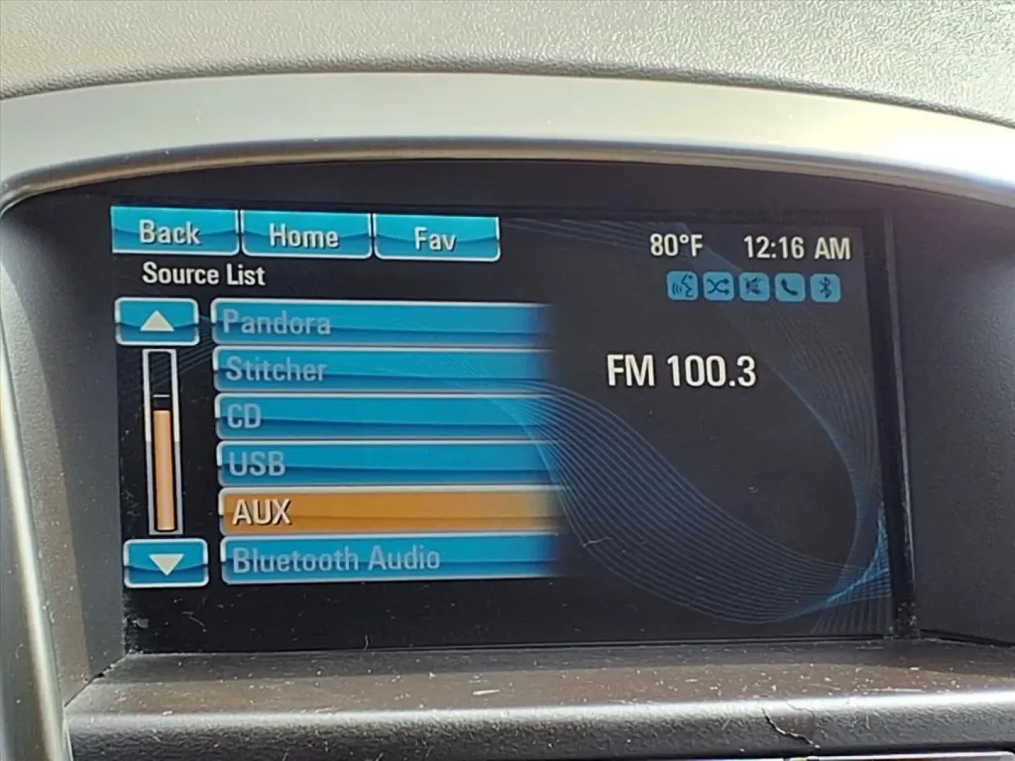 2016 Summit White Buick VERANO (1G4PP5SK7G4) with an 2.4L engine, Automatic transmission, located at 1401 N. Hobart, Pampa, TX, 79065, (806) 665-9872, 35.549953, -100.975098 - **Experience Comfort and Style with the 2016 Buick Verano at Xtra Auto Center!**<br /> <br /> Are you looking for a stylish and reliable sedan that meets your daily commuting needs while offering comfort for weekend adventures? The 2016 Buick Verano is the perfect choice, combining elegance with pra - Photo#6