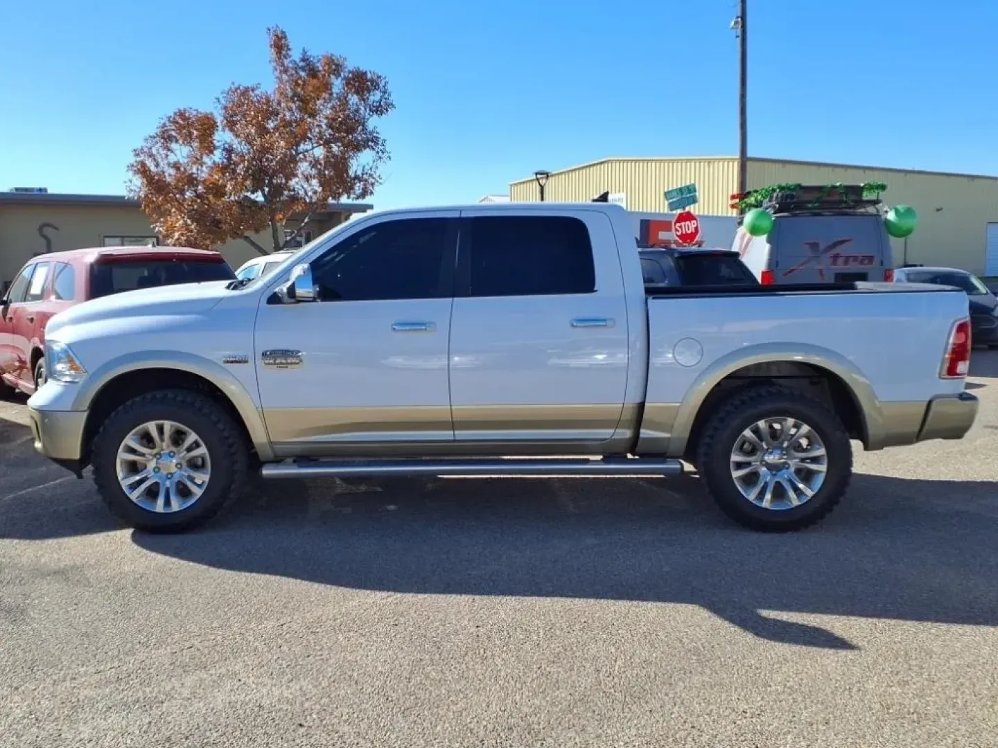 2016 Bright White Clear Coat/White Gold Clear Coat Pw7/ Ram 1500 Longhorn Crew Cab SWB 4WD (1C6RR7PTXGS) with an Other engine, Automatic transmission, located at 1401 N. Hobart, Pampa, TX, 79065, (806) 665-9872, 35.549953, -100.975098 - Experience the power of versatility with this 2016 Ram 1500 Longhorn Crew Cab! Ideal for those who crave adventure yet need a reliable vehicle for daily commutes, this truck seamlessly transitions from weekend warrior to everyday hero. Whether you're hauling equipment for a job in Pampa or heading o - Photo#4
