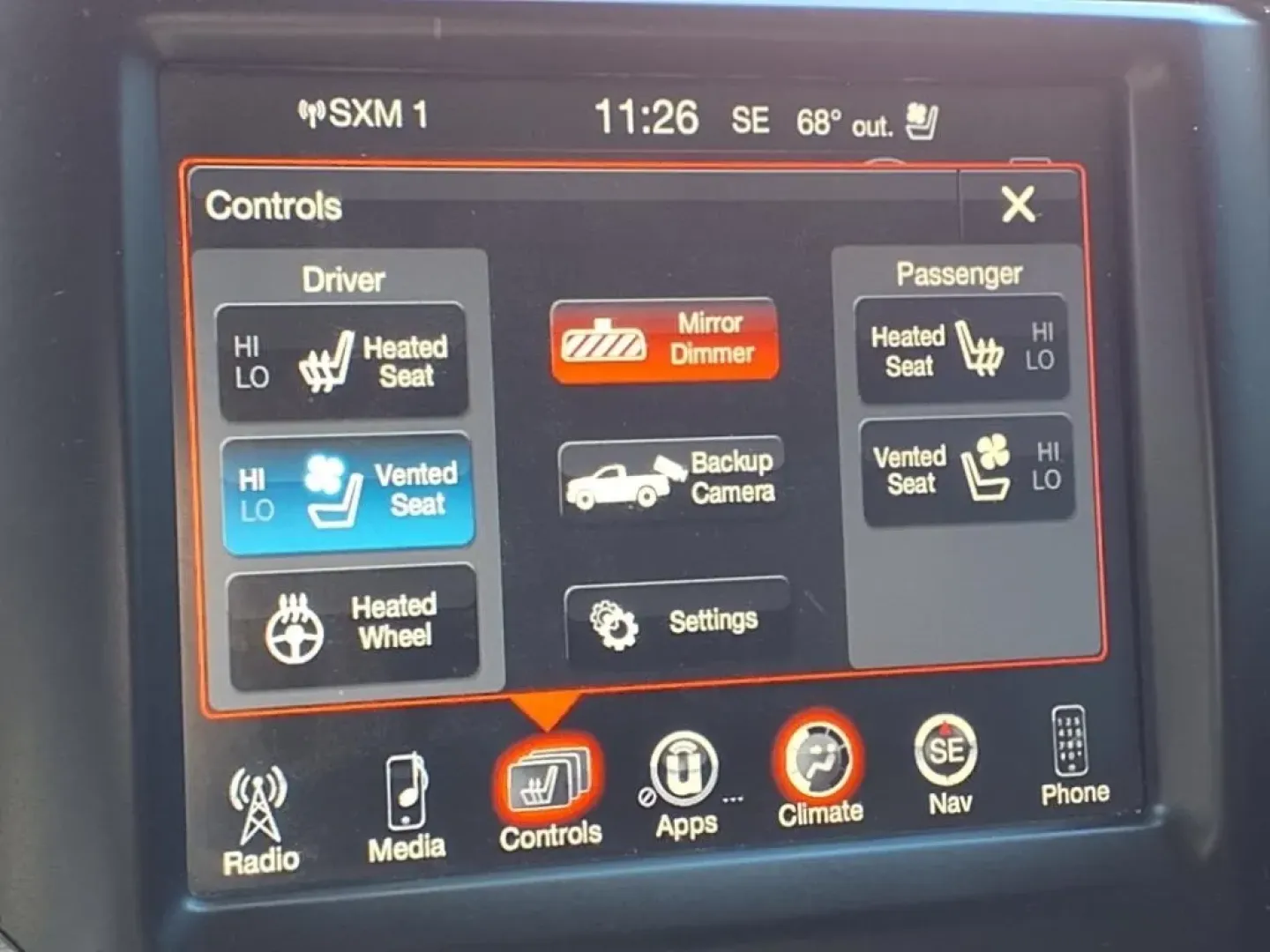 2016 Bright White Clear Coat/White Gold Clear Coat Pw7/ Ram 1500 Longhorn Crew Cab SWB 4WD (1C6RR7PTXGS) with an Other engine, Automatic transmission, located at 1401 N. Hobart, Pampa, TX, 79065, (806) 665-9872, 35.549953, -100.975098 - Experience the power of versatility with this 2016 Ram 1500 Longhorn Crew Cab! Ideal for those who crave adventure yet need a reliable vehicle for daily commutes, this truck seamlessly transitions from weekend warrior to everyday hero. Whether you're hauling equipment for a job in Pampa or heading o - Photo#5