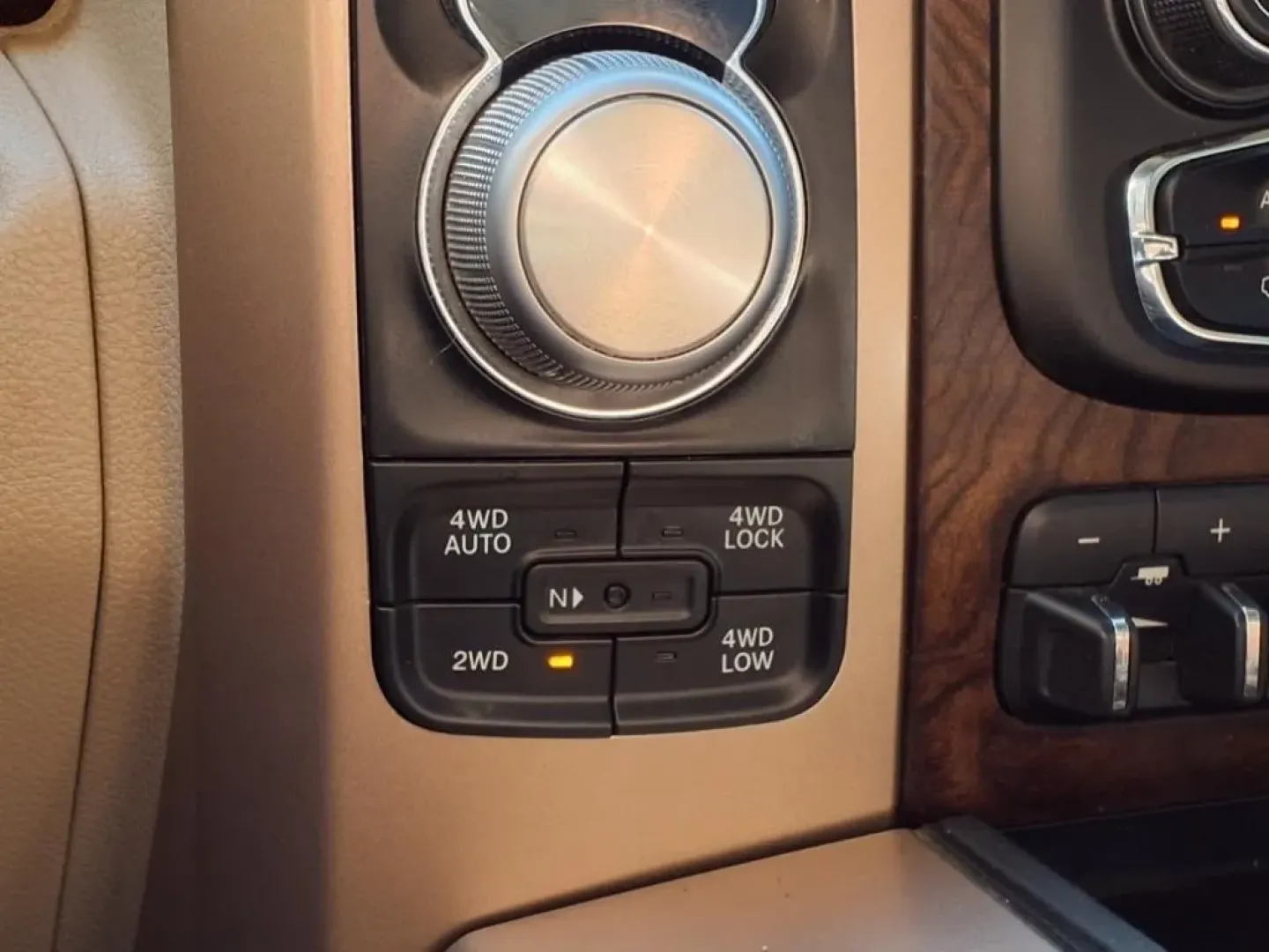 2016 Bright White Clear Coat/White Gold Clear Coat Pw7/ Ram 1500 Longhorn Crew Cab SWB 4WD (1C6RR7PTXGS) with an Other engine, Automatic transmission, located at 1401 N. Hobart, Pampa, TX, 79065, (806) 665-9872, 35.549953, -100.975098 - Experience the power of versatility with this 2016 Ram 1500 Longhorn Crew Cab! Ideal for those who crave adventure yet need a reliable vehicle for daily commutes, this truck seamlessly transitions from weekend warrior to everyday hero. Whether you're hauling equipment for a job in Pampa or heading o - Photo#9