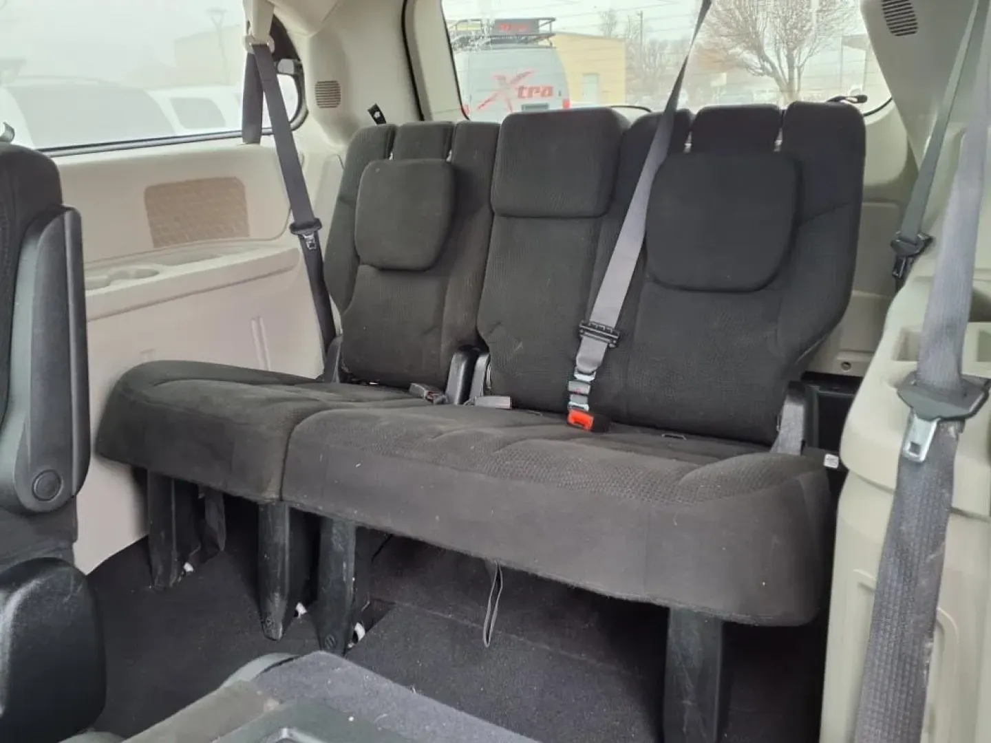 2015 Billet Silver Metallic Clear Coat Psc Dodge Grand Caravan SXT (2C4RDGCG2FR) with an Other engine, Automatic transmission, located at 1401 N. Hobart, Pampa, TX, 79065, (806) 665-9872, 35.549953, -100.975098 - **Explore Endless Possibilities with the 2015 Dodge Grand Caravan at Xtra Auto Center!**<br /> <br /> Are you ready to elevate your family adventures or make your daily commute more comfortable? Look no further than this versatile 2015 Dodge Grand Caravan SXT, available now at Xtra Auto Center in Pa - Photo#13