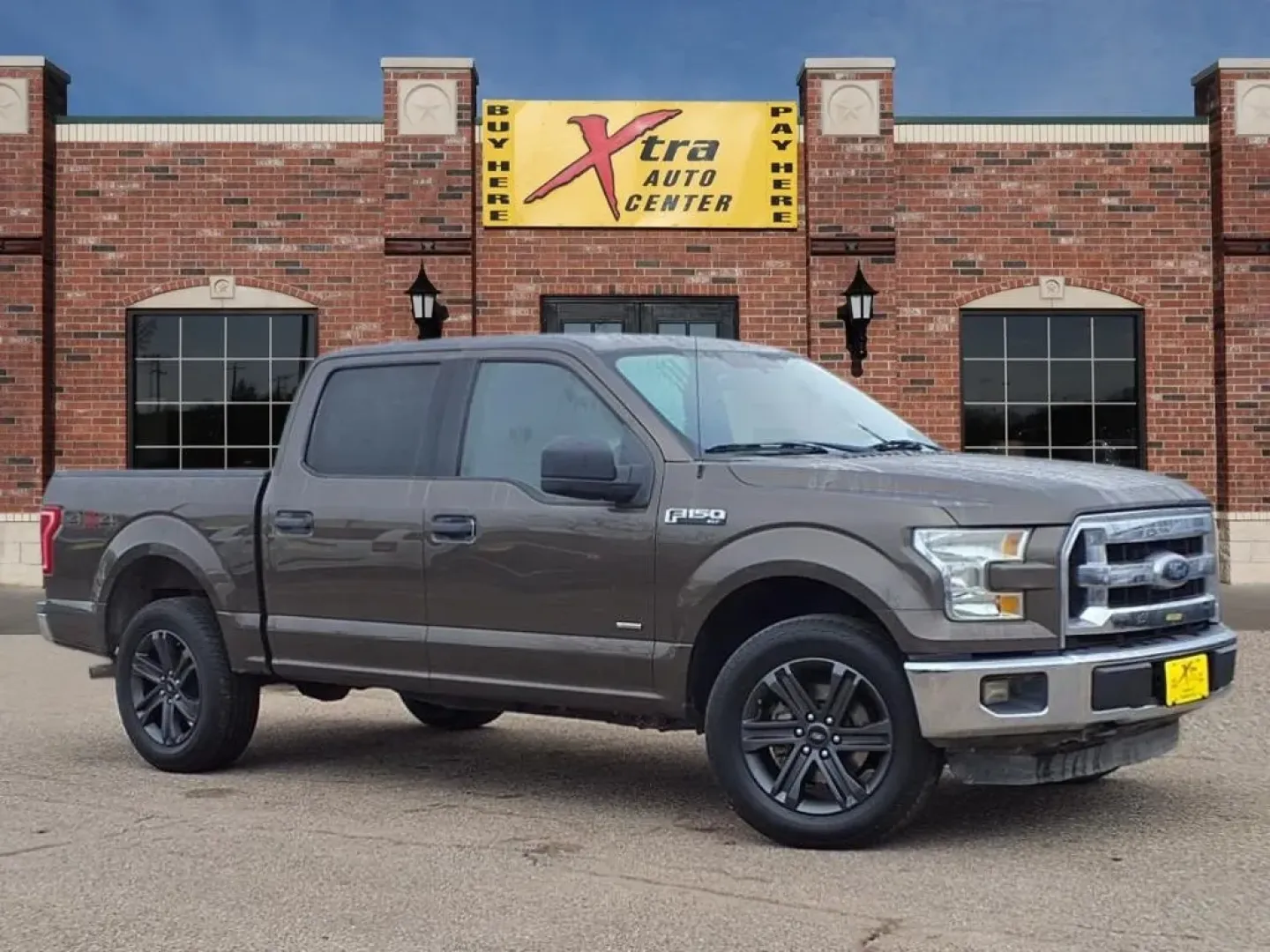 2015 Caribou Metallic H5 Ford F-150 XL SuperCrew 5.5-ft. Bed 4WD (1FTEW1EG9FF) with an Other engine, located at 1401 N. Hobart, Pampa, TX, 79065, (806) 665-9872, 35.549953, -100.975098 - **Unleash Adventure with the 2015 Ford F-150 XLT SuperCrew Your Perfect Weekend Warrior!**<br /> <br /> Are you ready to elevate your outdoor adventures or simply enhance your daily commutes? The 2015 Ford F-150 XLT SuperCrew is the truck that blends rugged capability with comfort and style, making - Photo#0