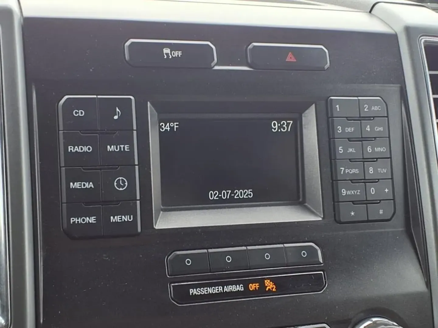 2015 Caribou Metallic H5 Ford F-150 XL SuperCrew 5.5-ft. Bed 4WD (1FTEW1EG9FF) with an Other engine, located at 1401 N. Hobart, Pampa, TX, 79065, (806) 665-9872, 35.549953, -100.975098 - **Unleash Adventure with the 2015 Ford F-150 XLT SuperCrew Your Perfect Weekend Warrior!**<br /> <br /> Are you ready to elevate your outdoor adventures or simply enhance your daily commutes? The 2015 Ford F-150 XLT SuperCrew is the truck that blends rugged capability with comfort and style, making - Photo#5