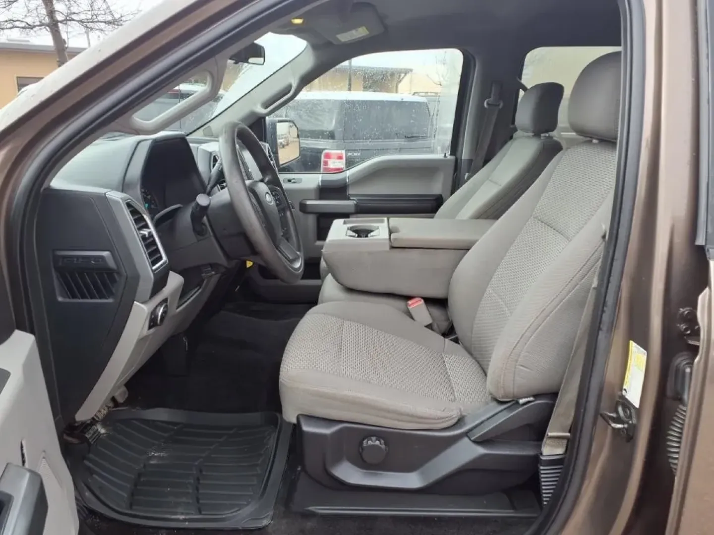 2015 Caribou Metallic H5 Ford F-150 XL SuperCrew 5.5-ft. Bed 4WD (1FTEW1EG9FF) with an Other engine, located at 1401 N. Hobart, Pampa, TX, 79065, (806) 665-9872, 35.549953, -100.975098 - **Unleash Adventure with the 2015 Ford F-150 XLT SuperCrew Your Perfect Weekend Warrior!**<br /> <br /> Are you ready to elevate your outdoor adventures or simply enhance your daily commutes? The 2015 Ford F-150 XLT SuperCrew is the truck that blends rugged capability with comfort and style, making - Photo#13