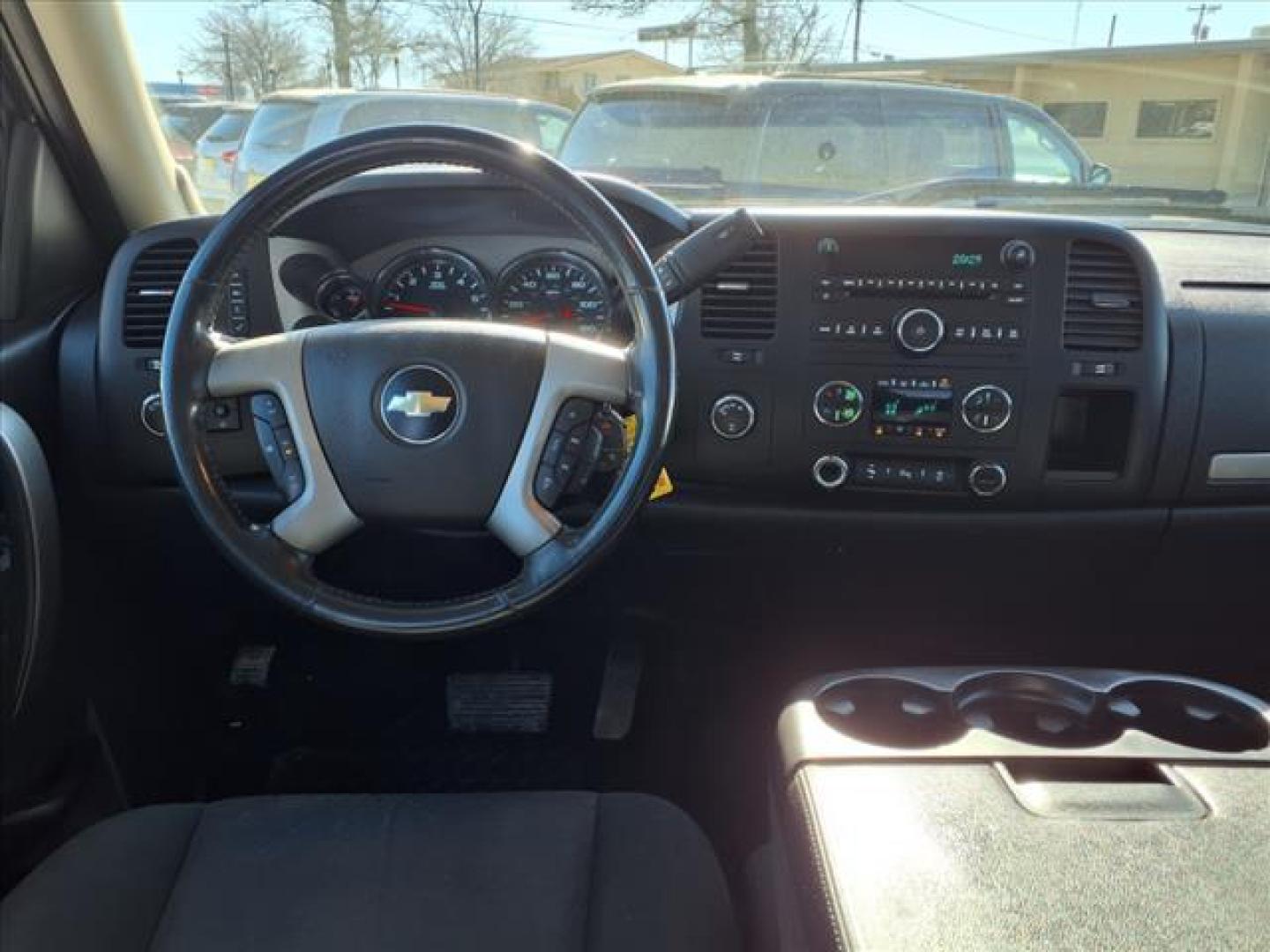 2012 Gray Metallic Chevrolet Silverado 1500 LT (1GCPKSE78CF) with an 5.3L Vortec 5.3L Flex Fuel V8 315hp 335ft. lbs. Sequential-Port F.I. engine, 6-Speed Shiftable Automatic transmission, located at 1401 N. Hobart, Pampa, TX, 79065, (806) 665-9872, 35.549953, -100.975098 - Photo#9