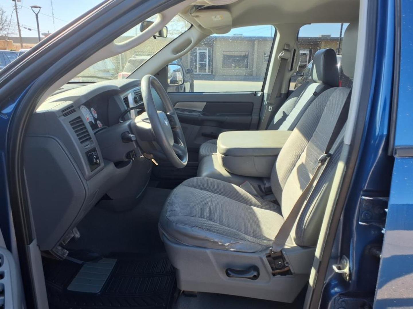 2008 Electric Blue Pearl Coat Pb5 Dodge Ram 1500 ST (1D7HA18278S) with an 5.7L HEMI 5.7L V8 345hp 375ft. lbs. Sequential Multiport Fuel Injection engine, 5-Speed Automatic transmission, located at 1401 N. Hobart, Pampa, TX, 79065, (806) 665-9872, 35.549953, -100.975098 - Photo#10