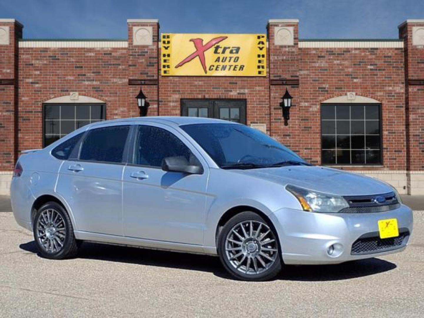 2010 Ingot Silver Metallic Ux Ford Focus SES (1FAHP3GN3AW) with an 2.0L 2.0L I4 140hp 136ft. lbs. Sequential Multiport Fuel Injection engine, 4-Speed Automatic transmission, located at 1401 N. Hobart, Pampa, TX, 79065, (806) 665-9872, 35.549953, -100.975098 - Photo#0
