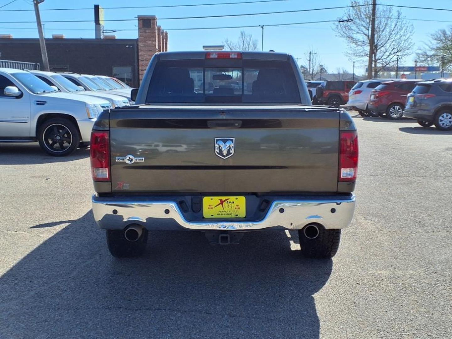 2012 Sagebrush Pearl Coat Pgx RAM 1500 Lone Star (1C6RD6LT9CS) with an 5.7L HEMI 5.7L V8 390hp 407ft. lbs. Sequential Multiport Fuel Injection engine, 6-Speed Automatic transmission, located at 1401 N. Hobart, Pampa, TX, 79065, (806) 665-9872, 35.549953, -100.975098 - Photo#3